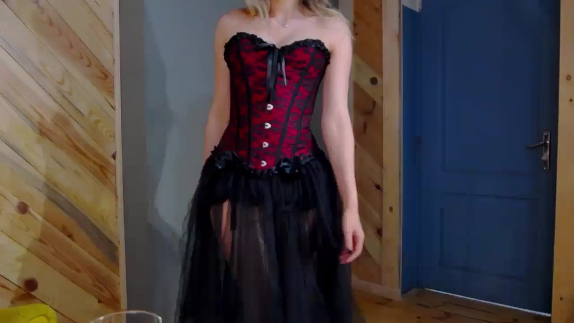 Gallery image thumbnail from LeslieKat's myfreecams stream on, 10/31/2024, 22:57 image 9 of 20
