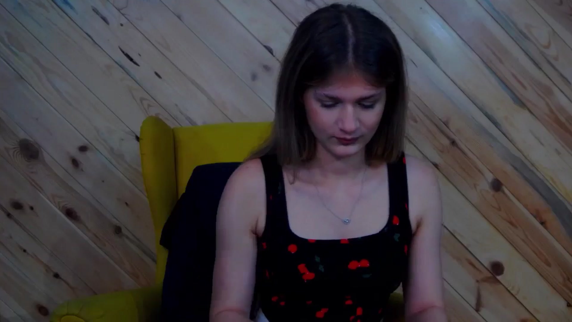 Gallery image thumbnail from LeslieKat's myfreecams stream on, 11/08/2024, 20:15 image 3 of 20