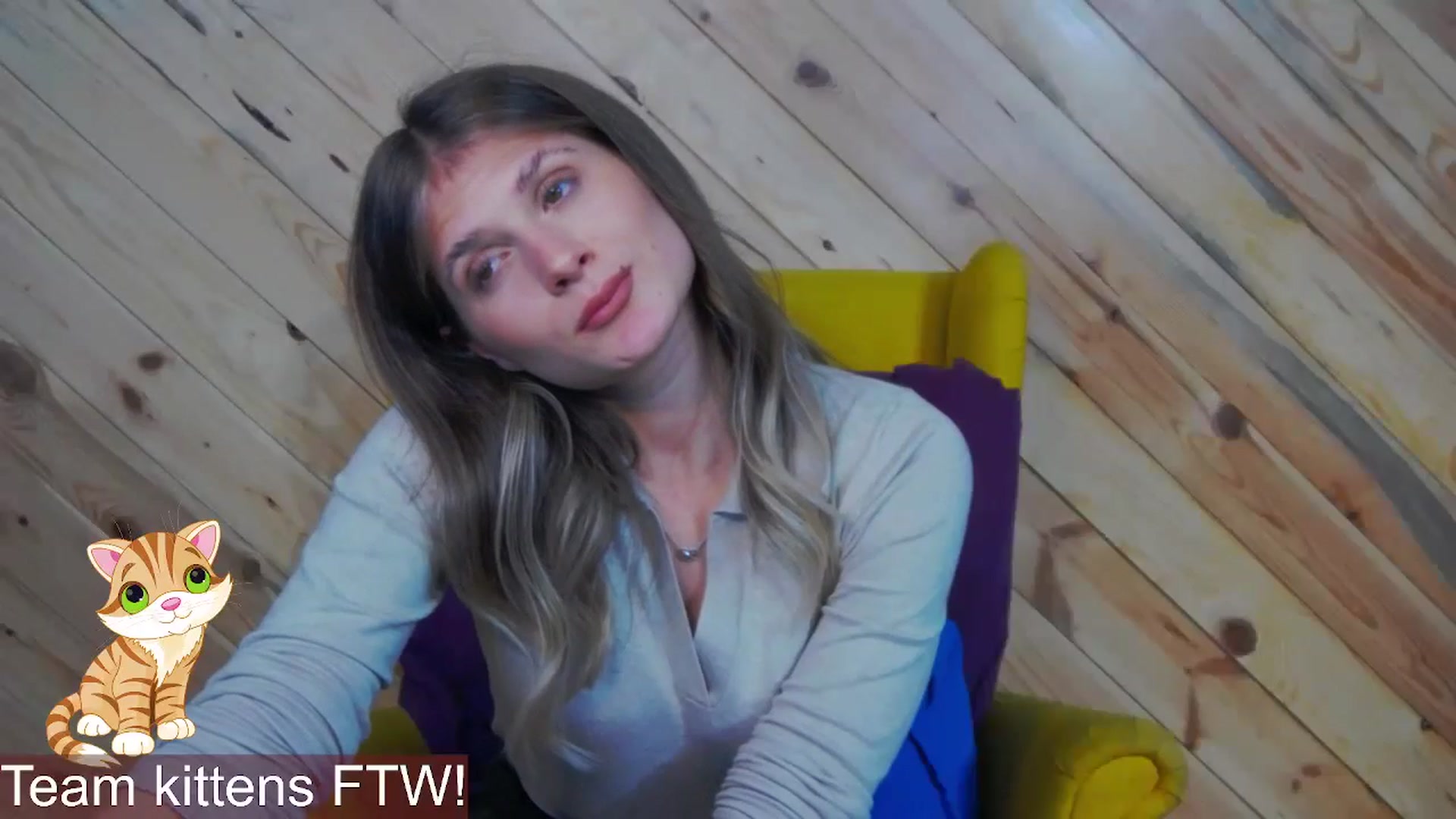 Gallery image thumbnail from LeslieKat's myfreecams stream on, 11/14/2024, 21:35 image 5 of 20