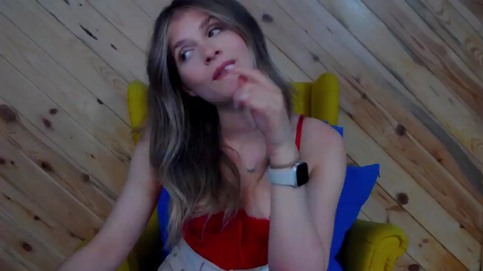 Gallery image thumbnail from LeslieKat's myfreecams stream on, 11/25/2024, 20:18 image 8 of 20