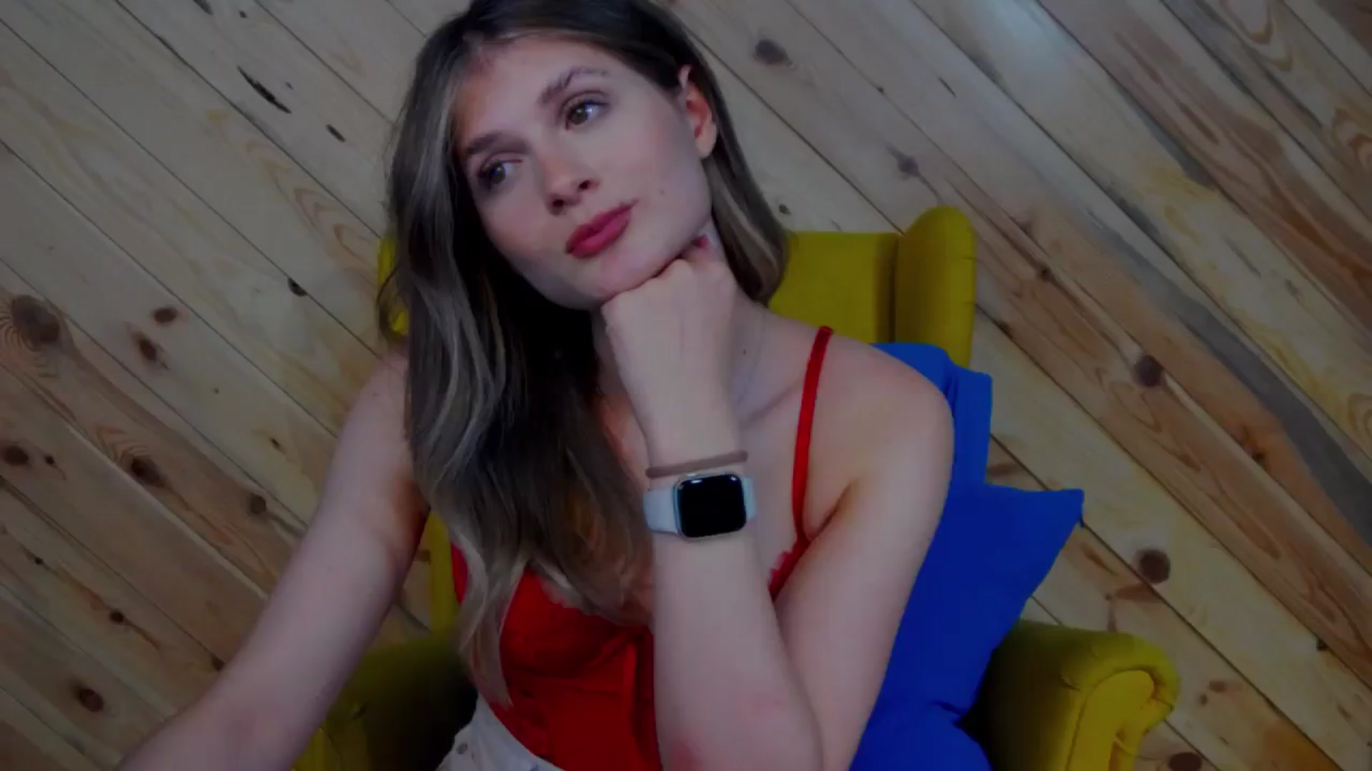 Gallery image thumbnail from LeslieKat's myfreecams stream on, 11/25/2024, 22:40 image 18 of 20