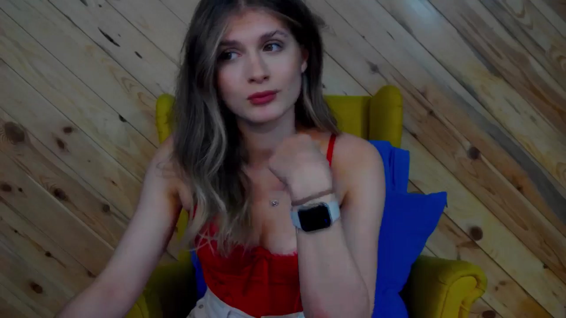Gallery image thumbnail from LeslieKat's myfreecams stream on, 11/25/2024, 22:40 image 4 of 20