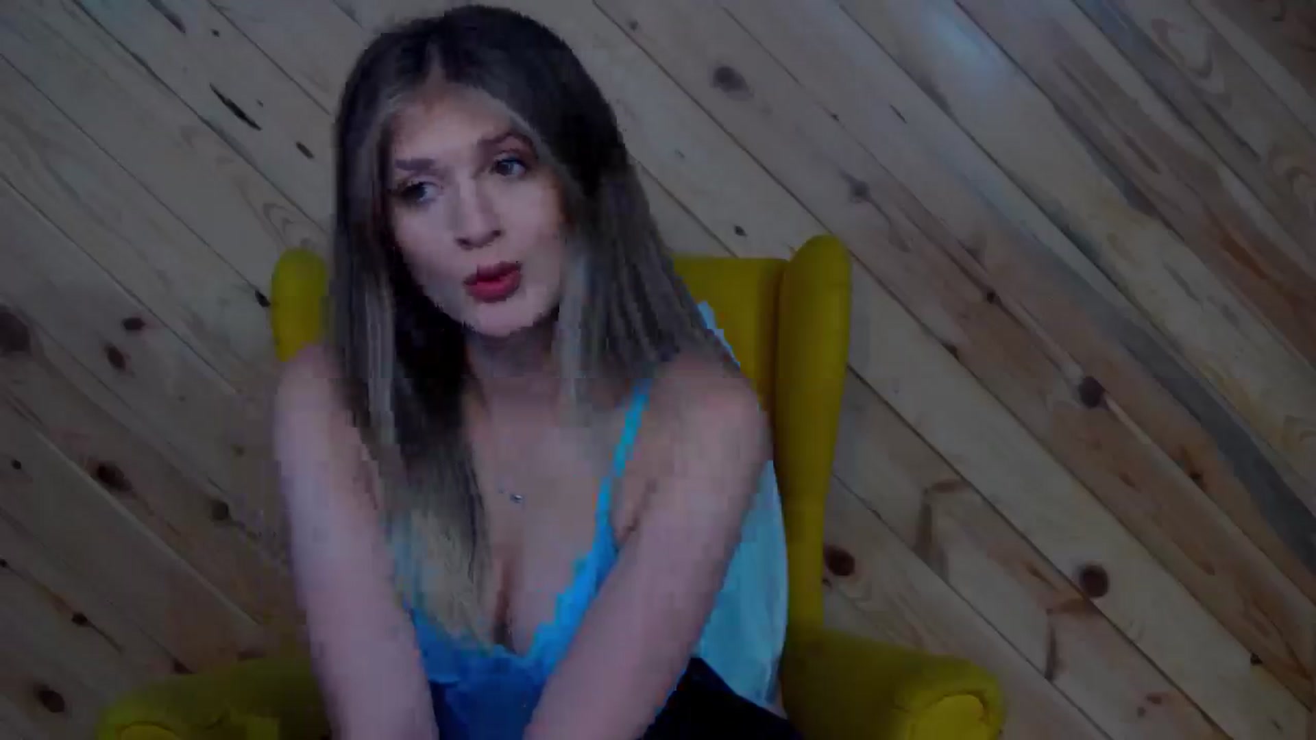 Gallery image thumbnail from LeslieKat's myfreecams stream on, 11/29/2024, 20:53 image 5 of 20
