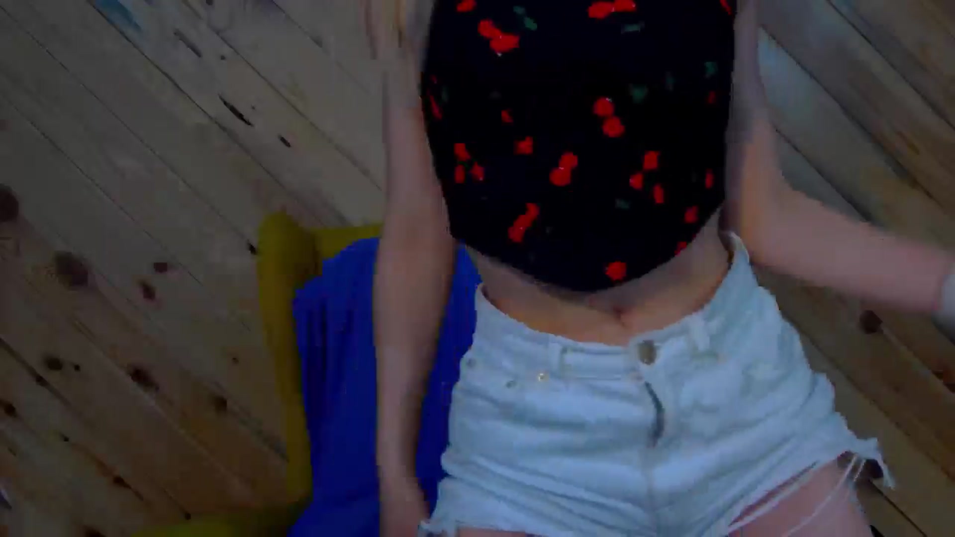 Gallery image thumbnail from LeslieKat's myfreecams stream on, 12/01/2024, 20:45 image 15 of 20