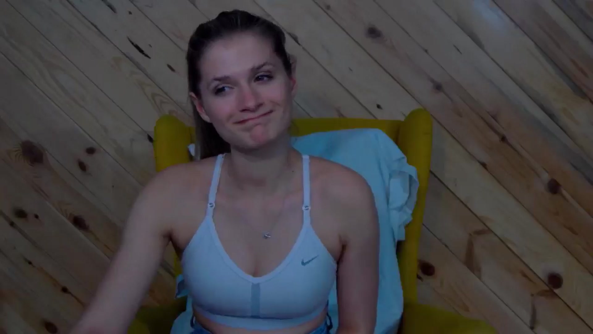 Gallery image thumbnail from LeslieKat's myfreecams stream on, 12/02/2024, 21:48 image 12 of 20