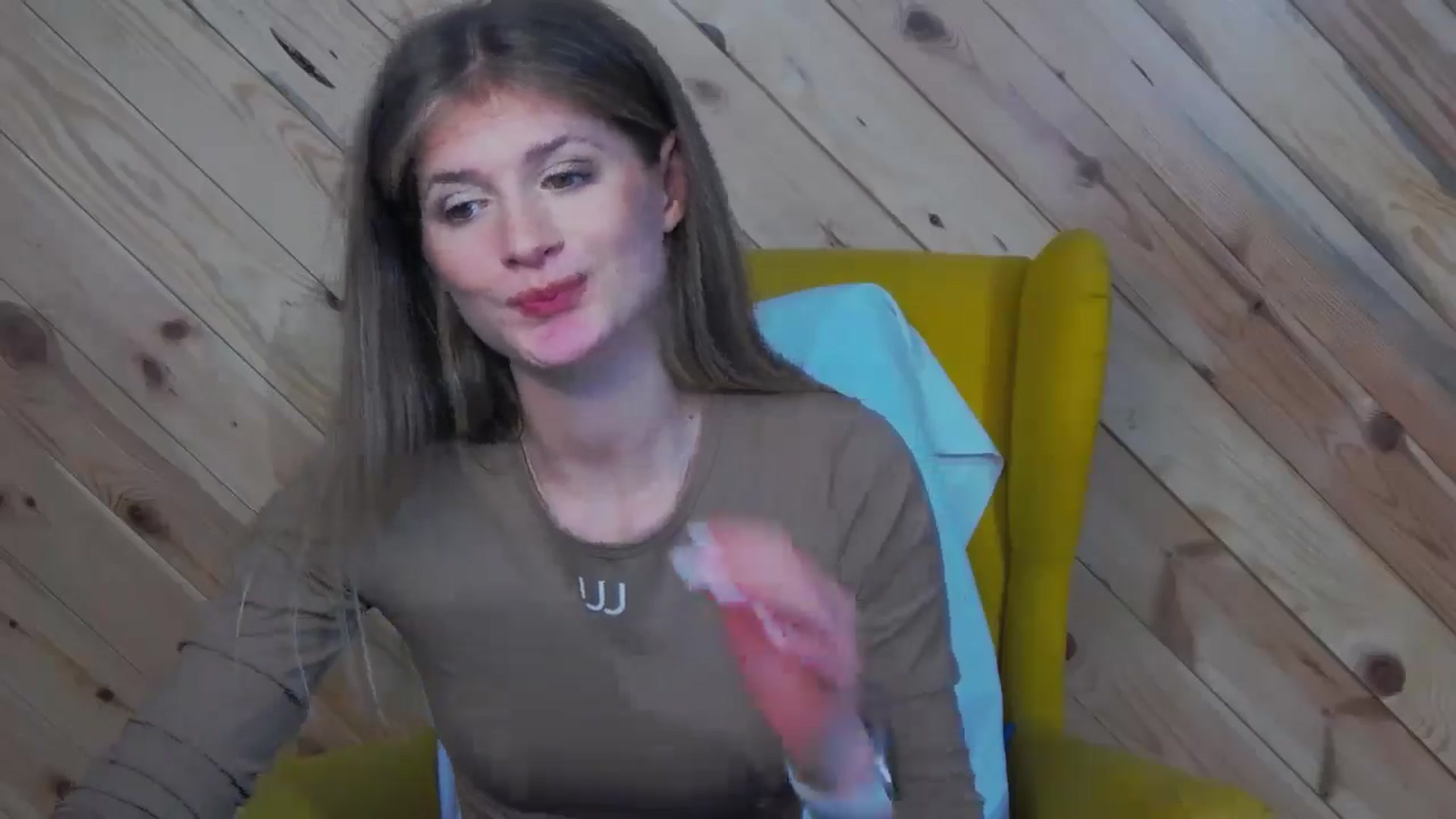 Gallery image thumbnail from LeslieKat's myfreecams stream on, 12/09/2024, 24:59 image 18 of 20
