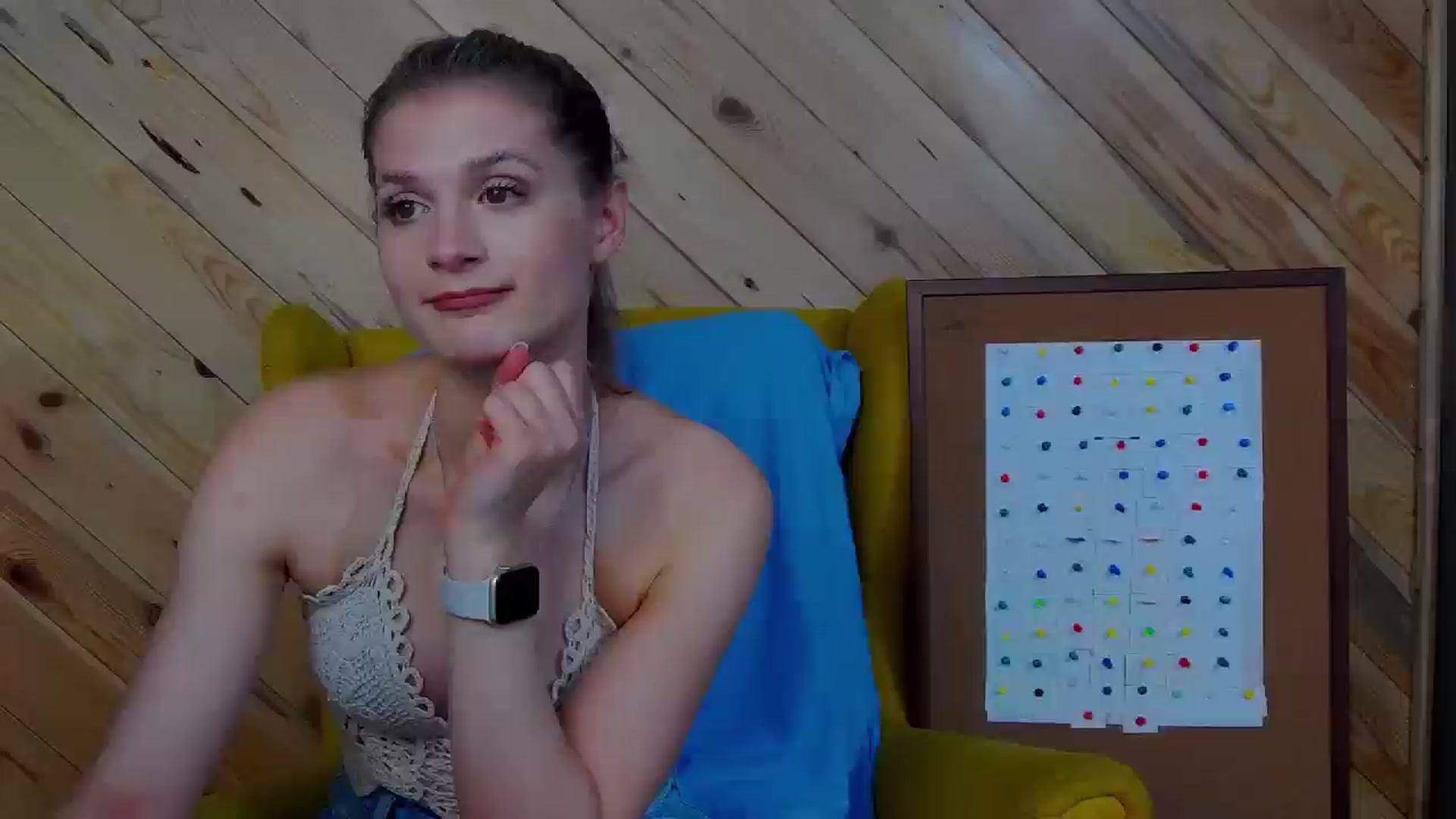 Gallery image thumbnail from LeslieKat's myfreecams stream on, 12/10/2024, 18:34 image 8 of 20