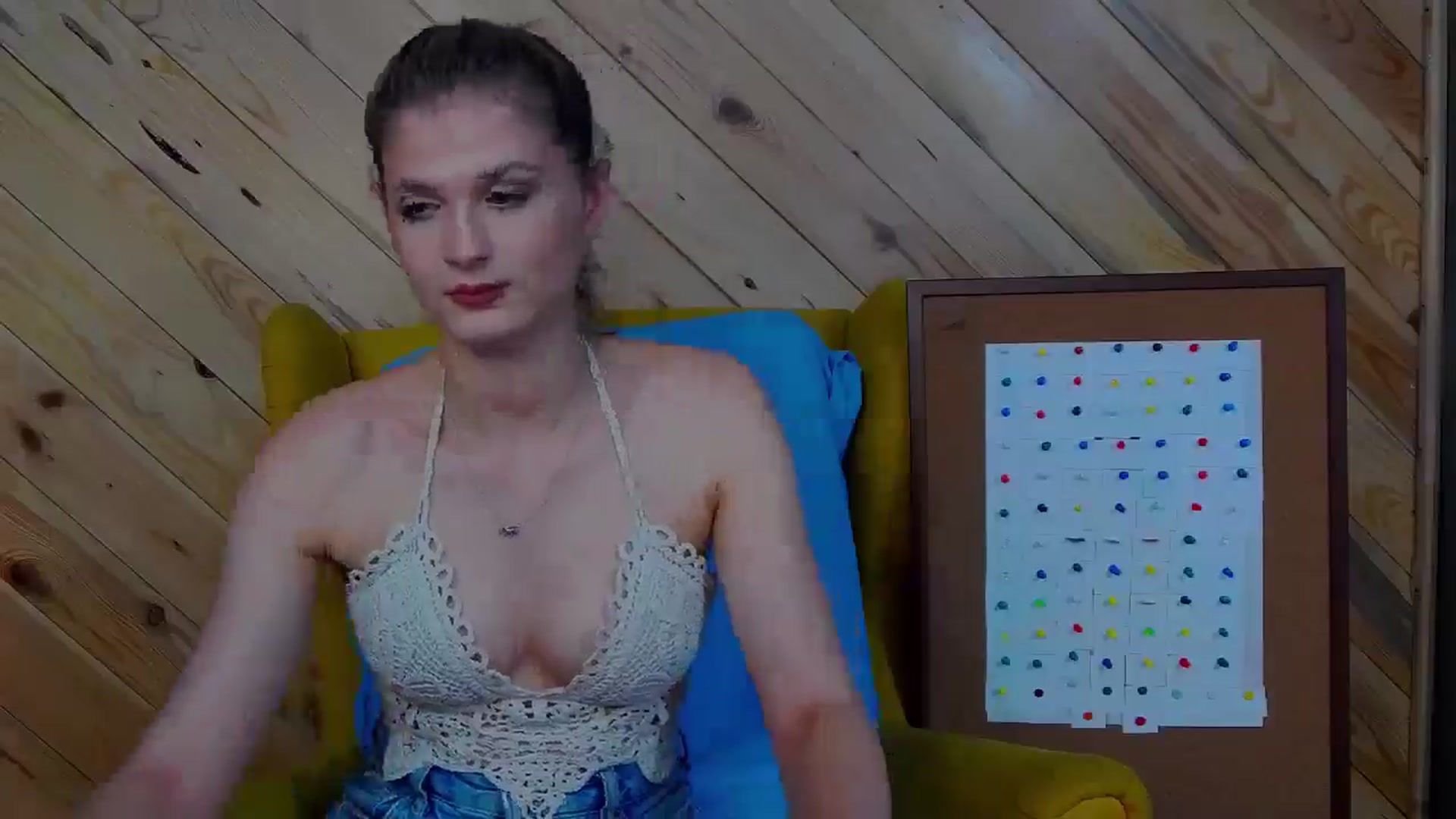 Gallery image thumbnail from LeslieKat's myfreecams stream on, 12/10/2024, 18:34 image 10 of 20
