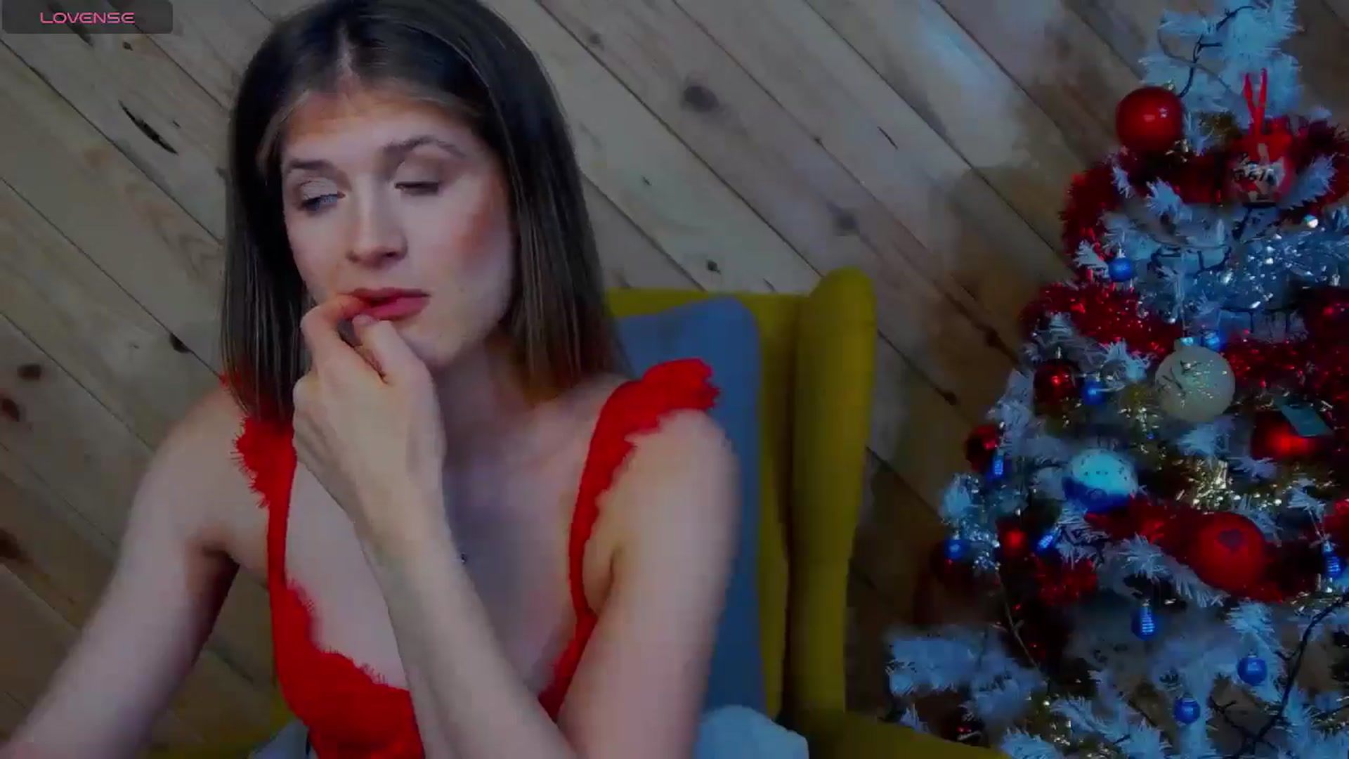 Gallery image thumbnail from LeslieKat's myfreecams stream on, 12/26/2024, 24:05 image 2 of 20