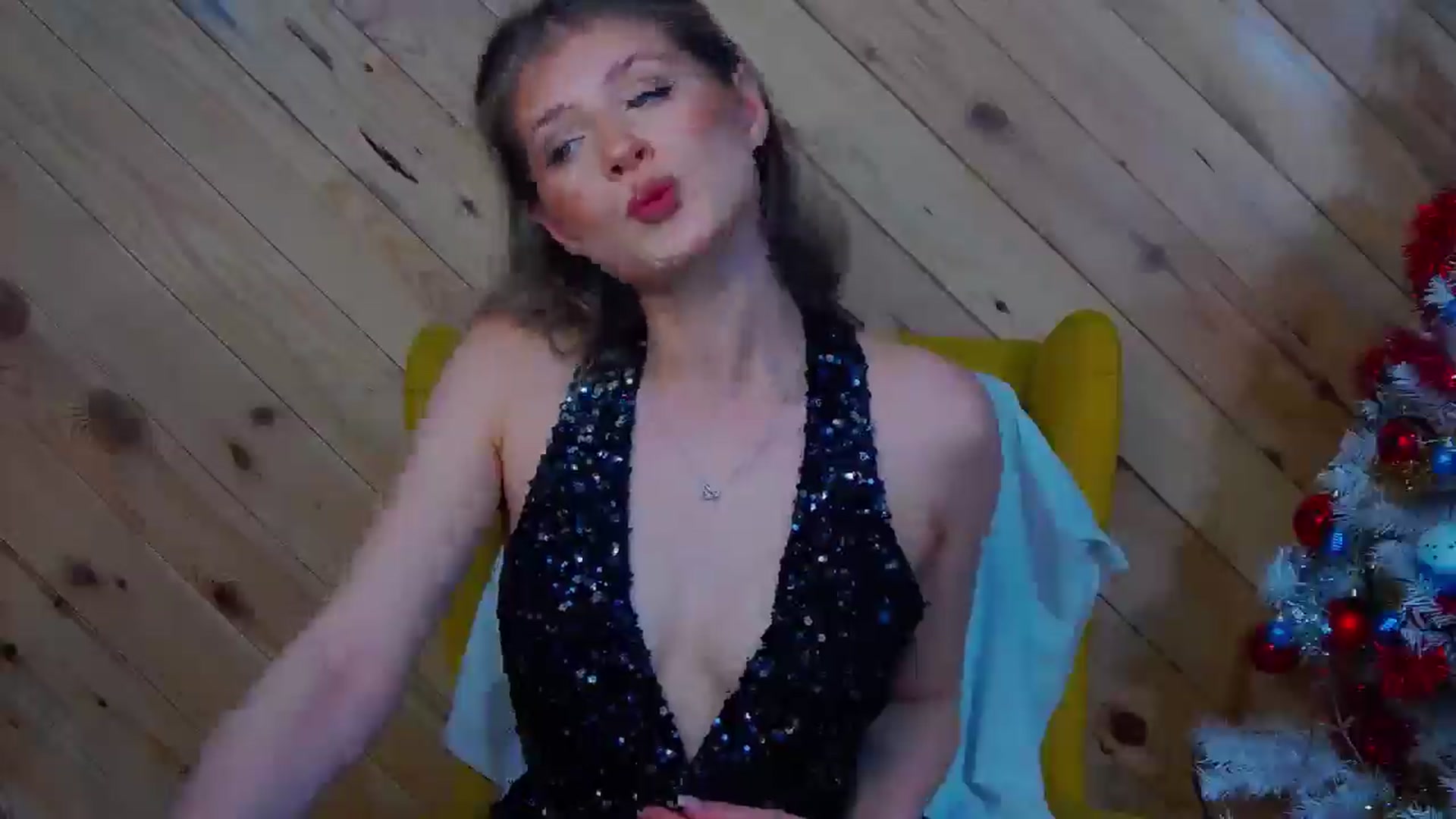 Gallery image thumbnail from LeslieKat's myfreecams stream on, 12/31/2024, 21:05 image 6 of 20