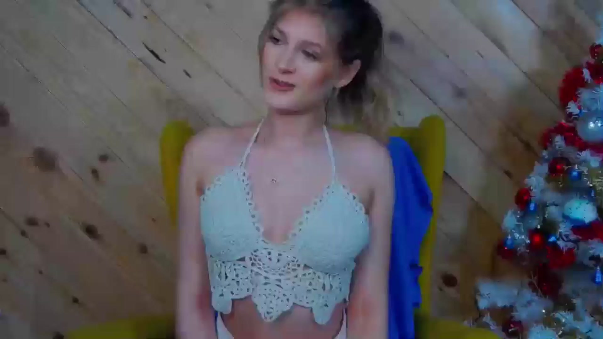 Gallery image thumbnail from LeslieKat's myfreecams stream on, 01/01/2025, 19:43 image 18 of 20
