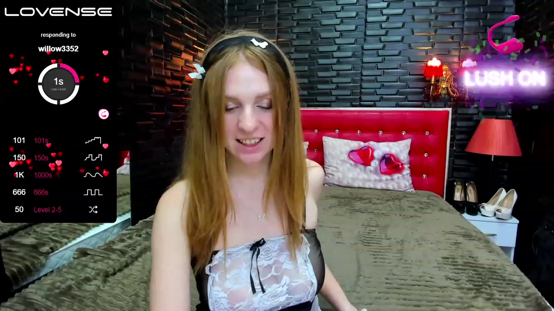 Gallery image thumbnail from LettiTheFox's myfreecams stream on, 11/16/2022, 17:36 image 5 of 20