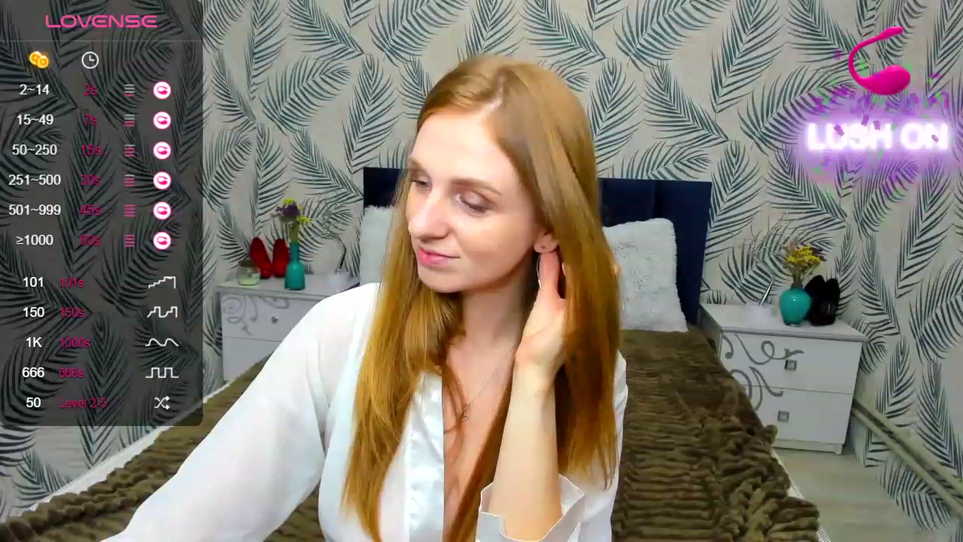 Gallery image thumbnail from LettiTheFox's myfreecams stream on, 09/27/2023, 11:56 image 14 of 20