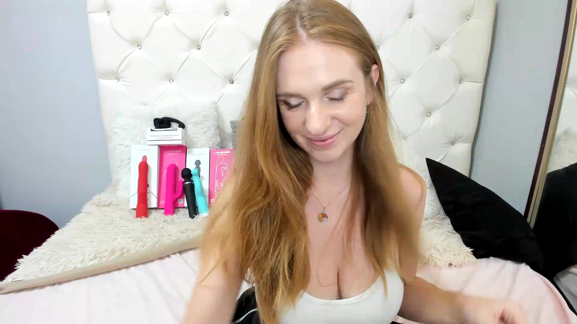 Gallery image thumbnail from Letti_TheFox's myfreecams stream on, 09/01/2026, 09:18 image 16 of 20