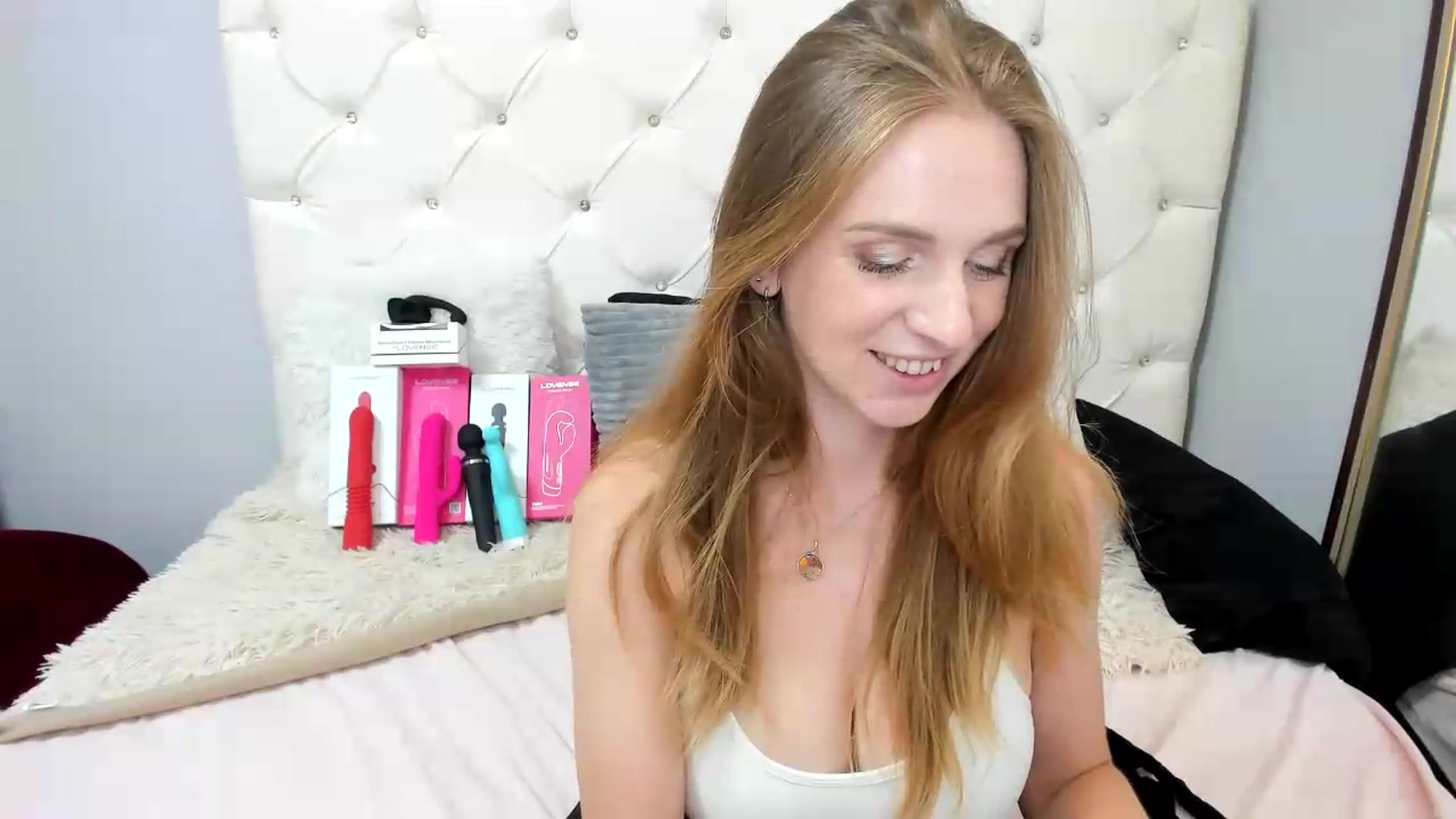 Gallery image thumbnail from Letti_TheFox's myfreecams stream on, 09/01/2026, 09:18 image 11 of 20