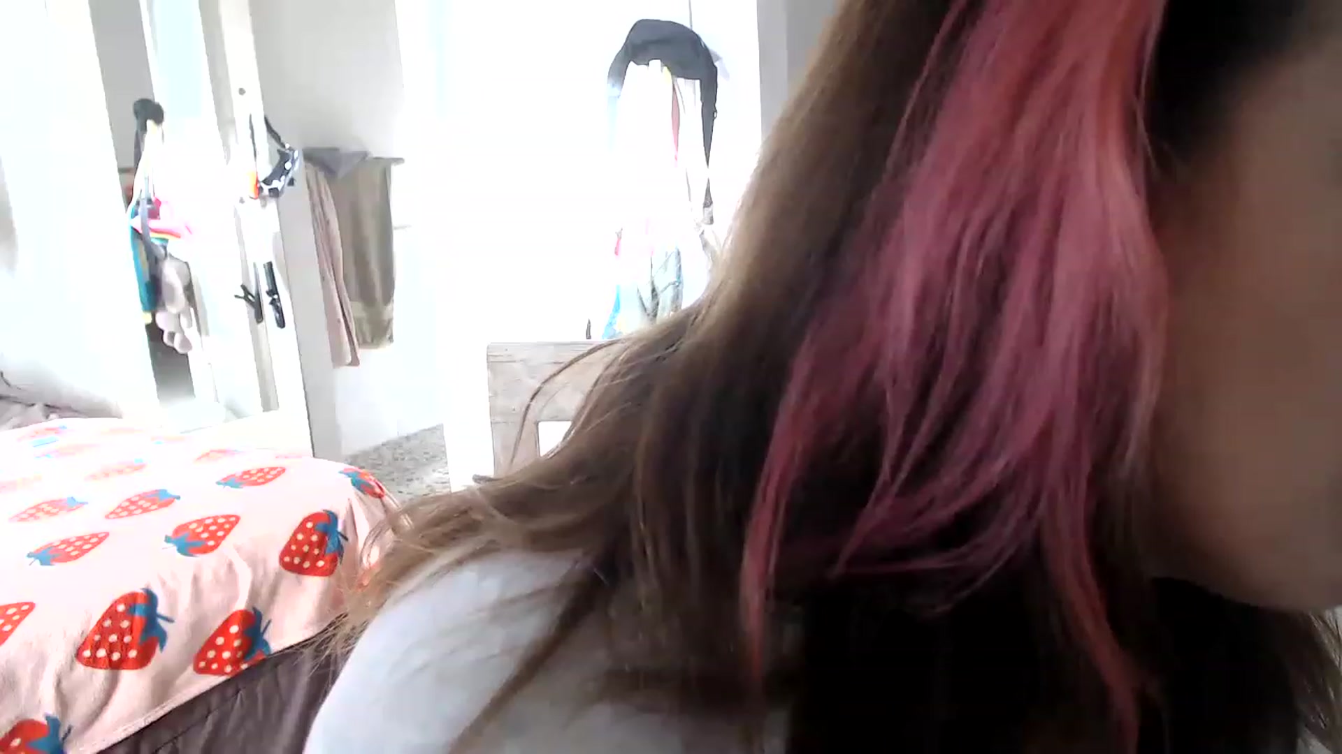 Gallery image thumbnail from Levanabanana's myfreecams stream on, 04/12/2023, 08:45 image 2 of 20