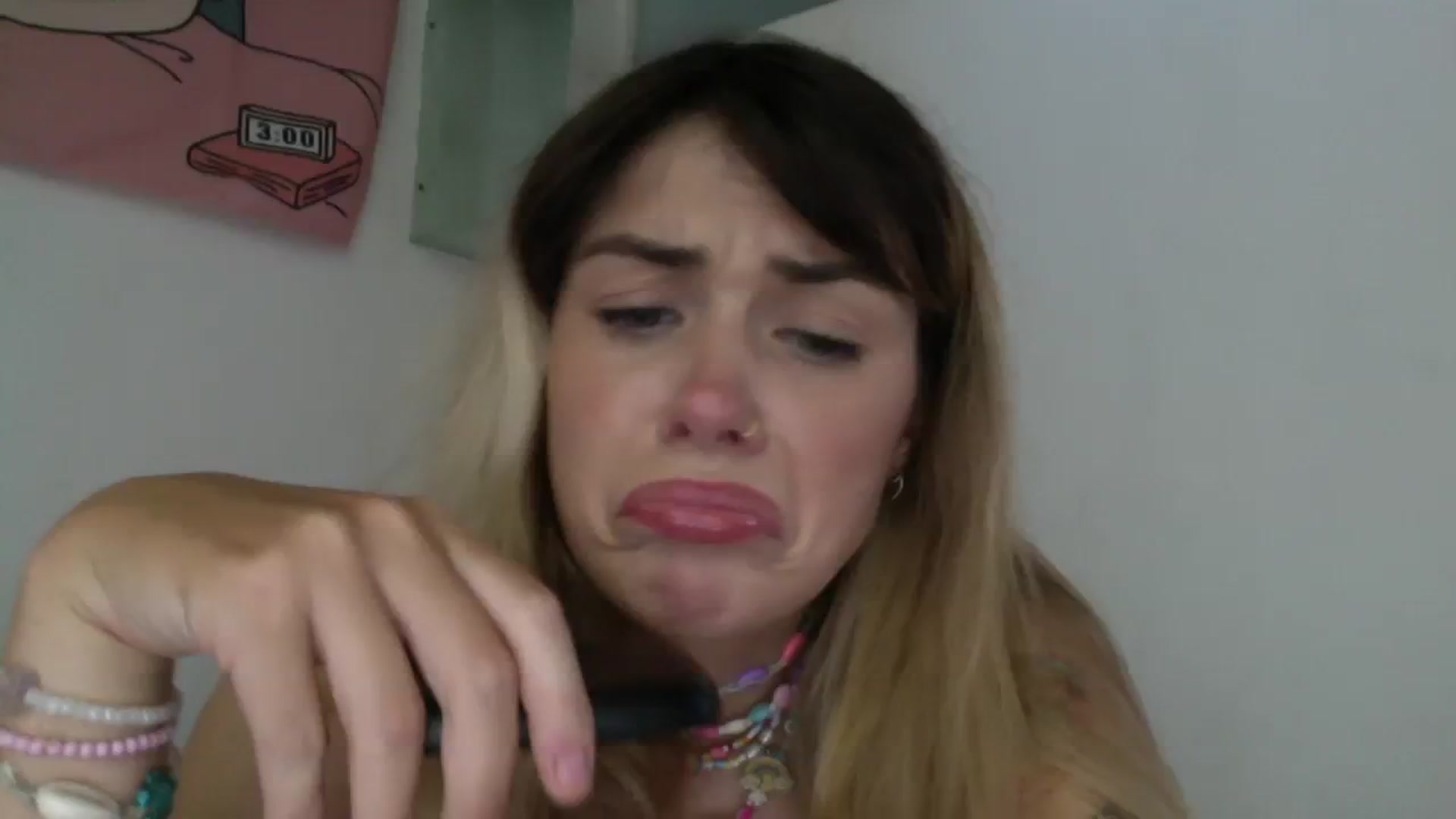 Gallery image thumbnail from Levanabanana's myfreecams stream on, 01/12/2024, 09:31 image 18 of 20