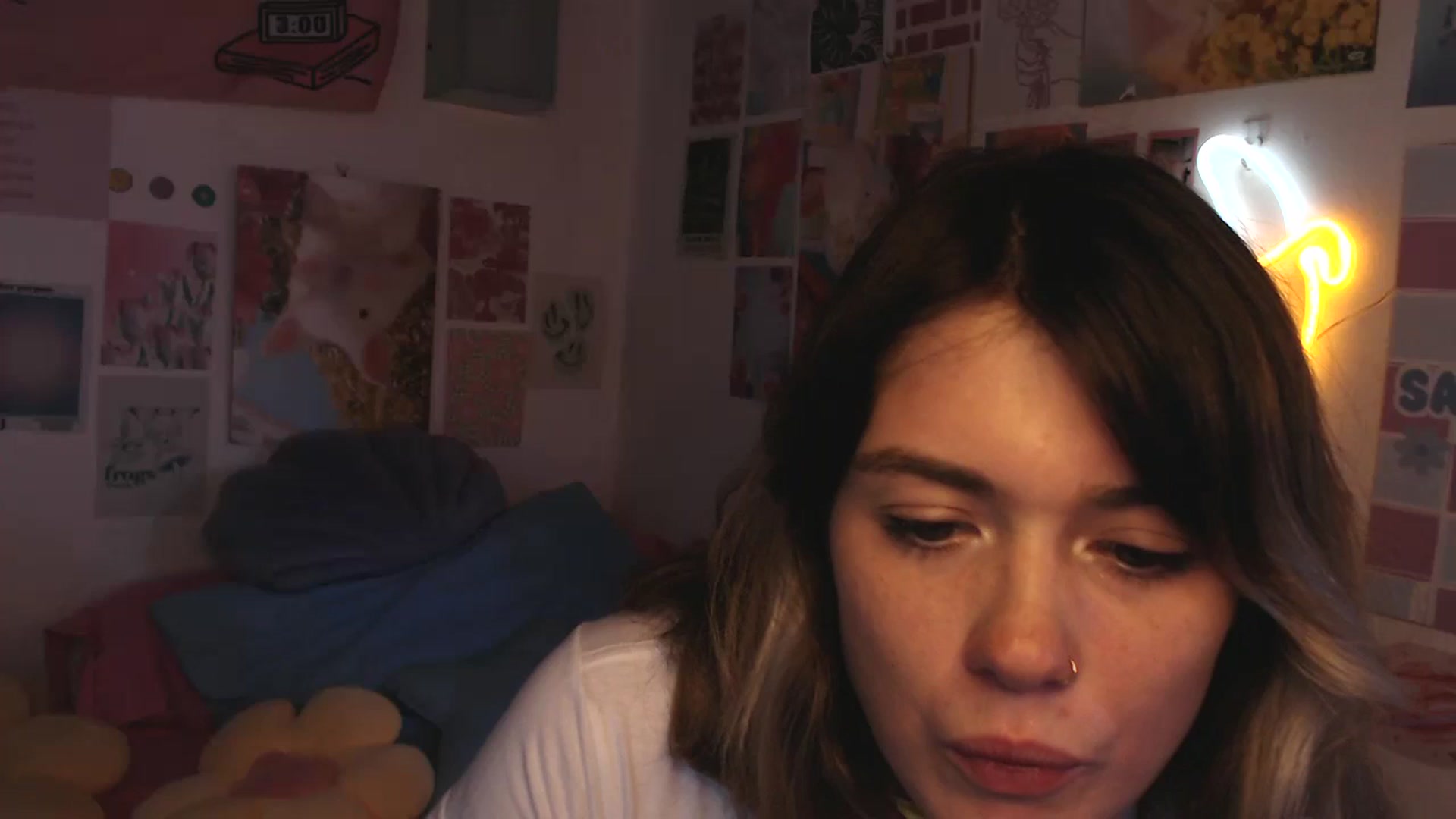 Gallery image thumbnail from Levanabanana's myfreecams stream on, 03/20/2024, 10:20 image 1 of 20