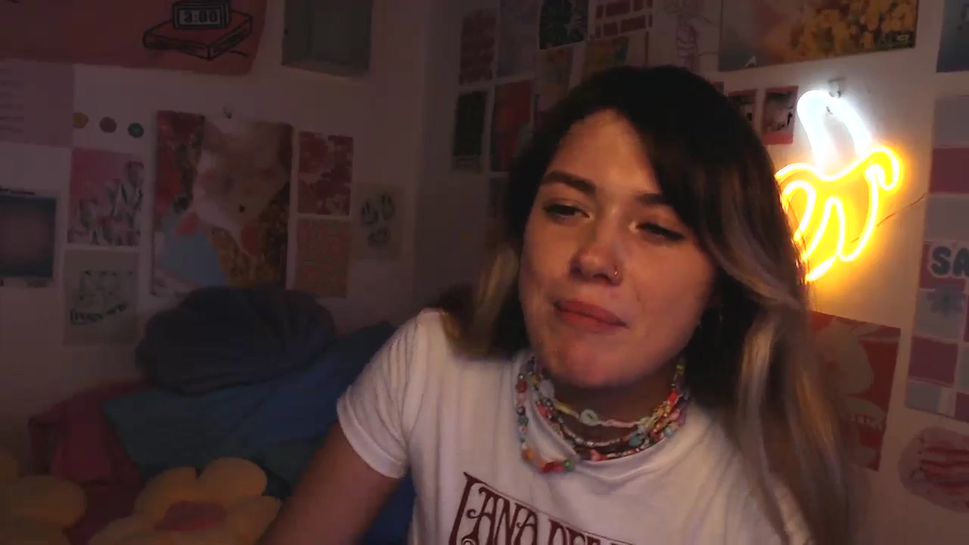 Gallery image thumbnail from Levanabanana's myfreecams stream on, 03/20/2024, 10:20 image 3 of 20