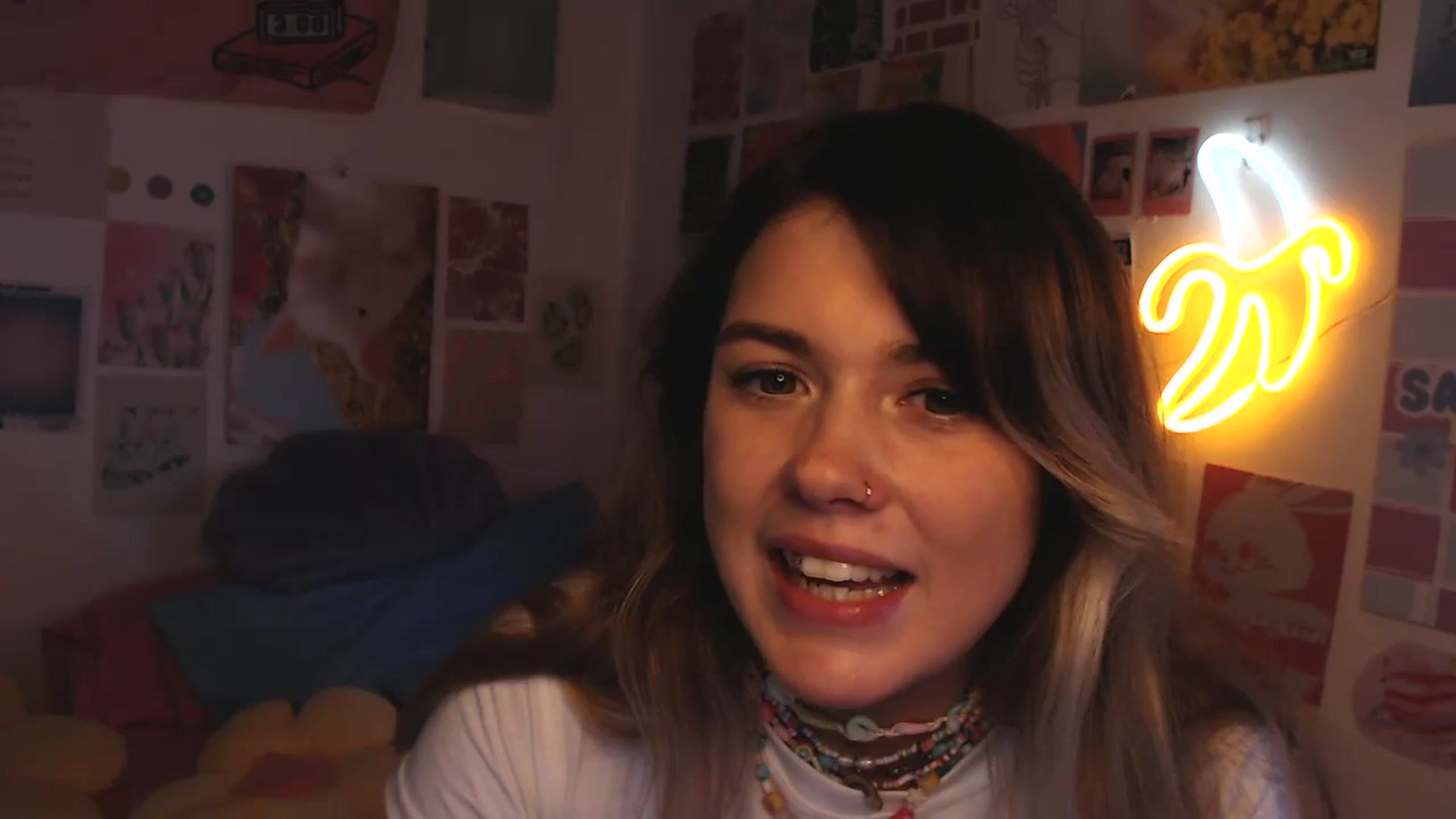 Gallery image thumbnail from Levanabanana's myfreecams stream on, 03/20/2024, 10:20 image 7 of 20