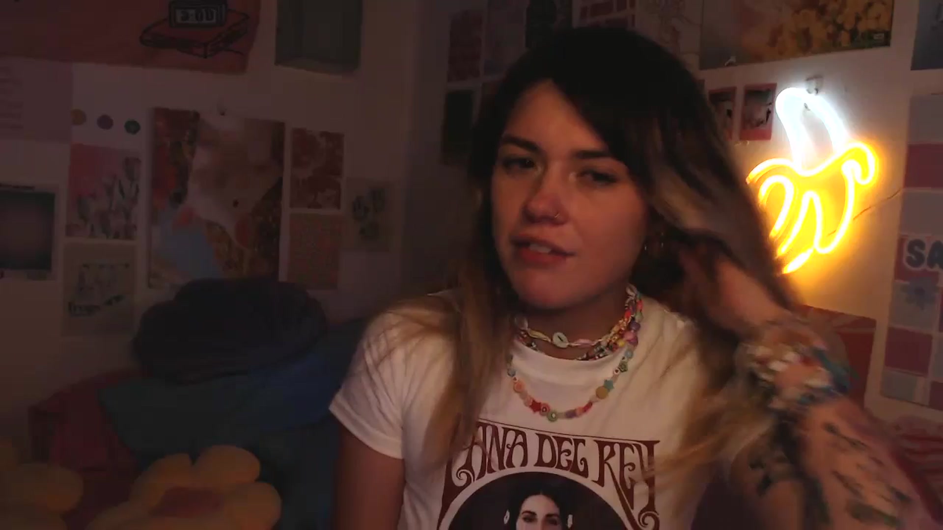 Gallery image thumbnail from Levanabanana's myfreecams stream on, 03/20/2024, 10:20 image 15 of 20