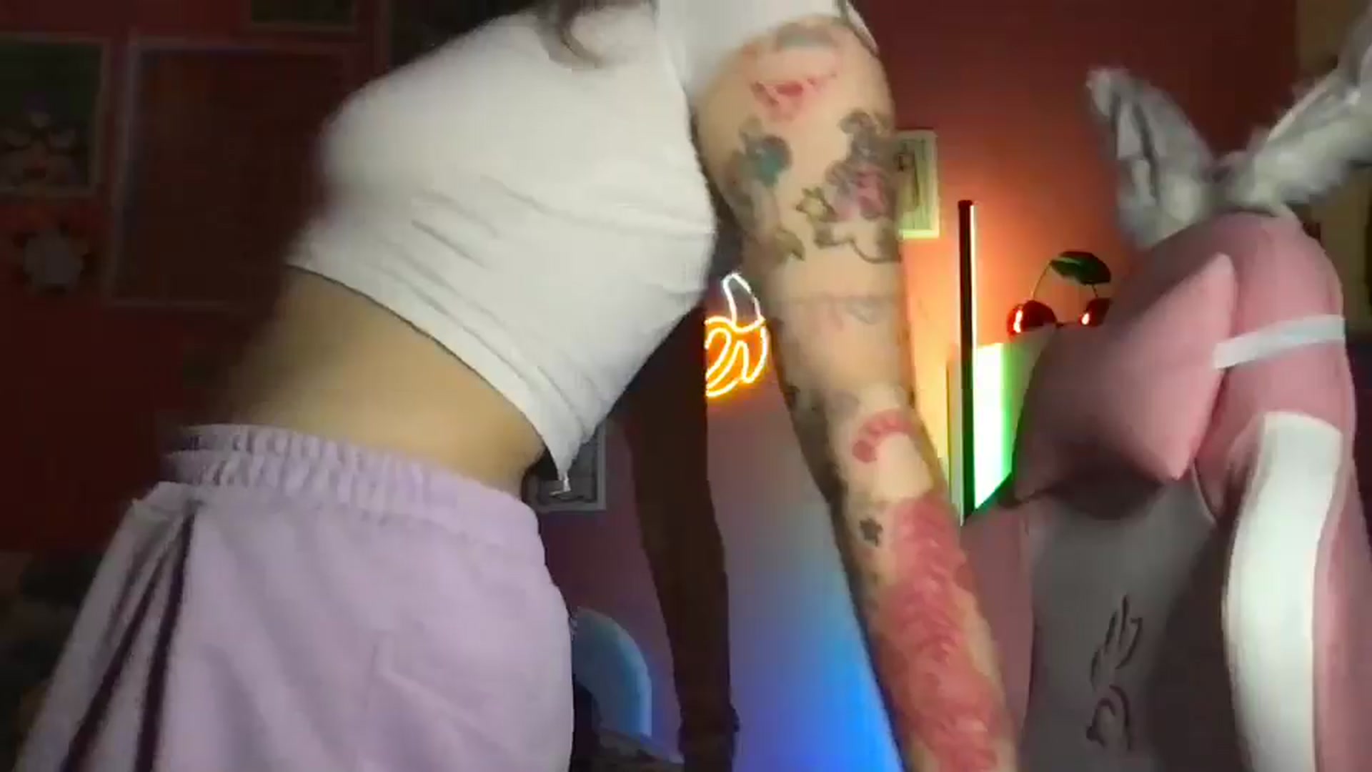 Gallery image thumbnail from Levanabanana's myfreecams stream on, 04/14/2026, 01:18 image 12 of 20