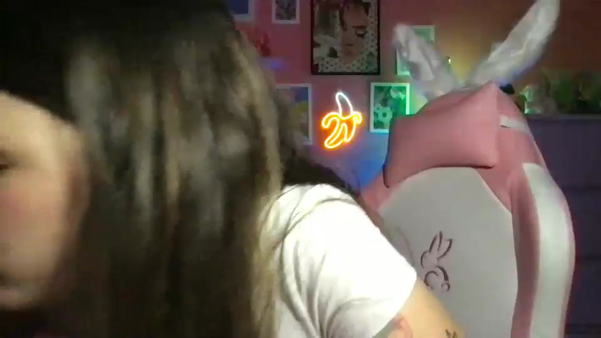Gallery image thumbnail from Levanabanana's myfreecams stream on, 04/14/2026, 01:18 image 14 of 20
