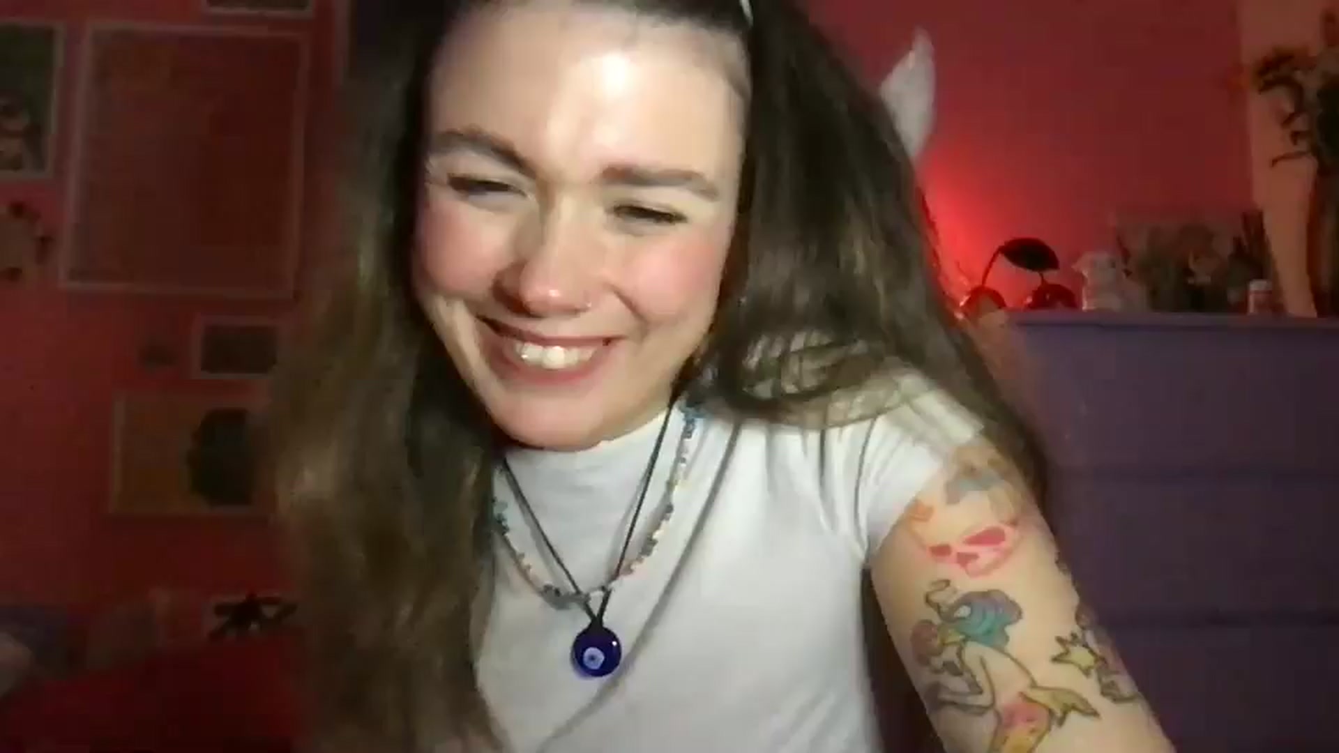 Gallery image thumbnail from Levanabanana's myfreecams stream on, 04/14/2026, 01:18 image 1 of 20