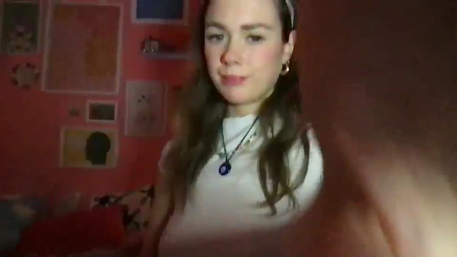Gallery image thumbnail from Levanabanana's myfreecams stream on, 04/14/2026, 01:18 image 2 of 20