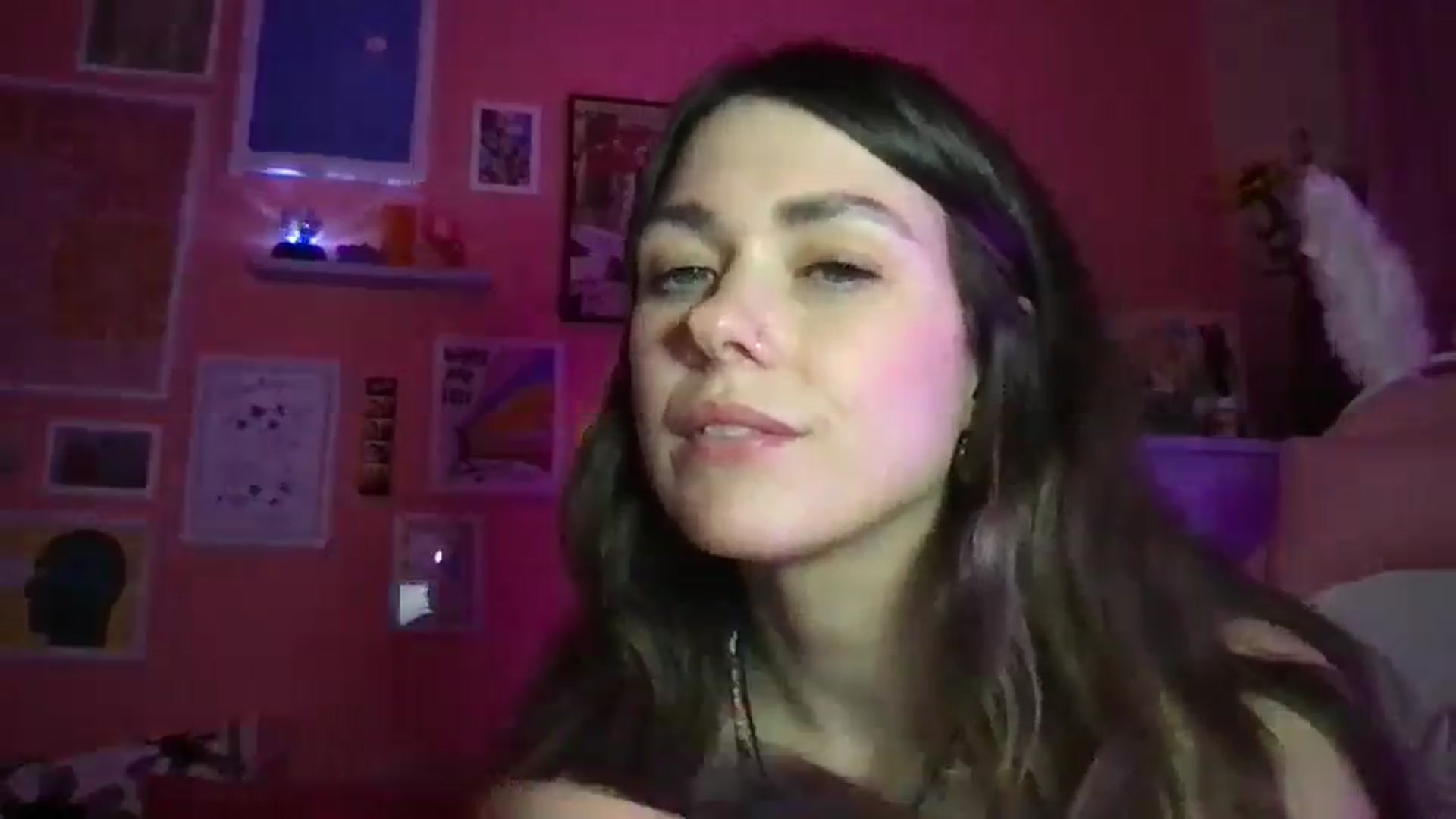 Gallery image thumbnail from Levanabanana's myfreecams stream on, 04/14/2026, 20:54 image 11 of 20