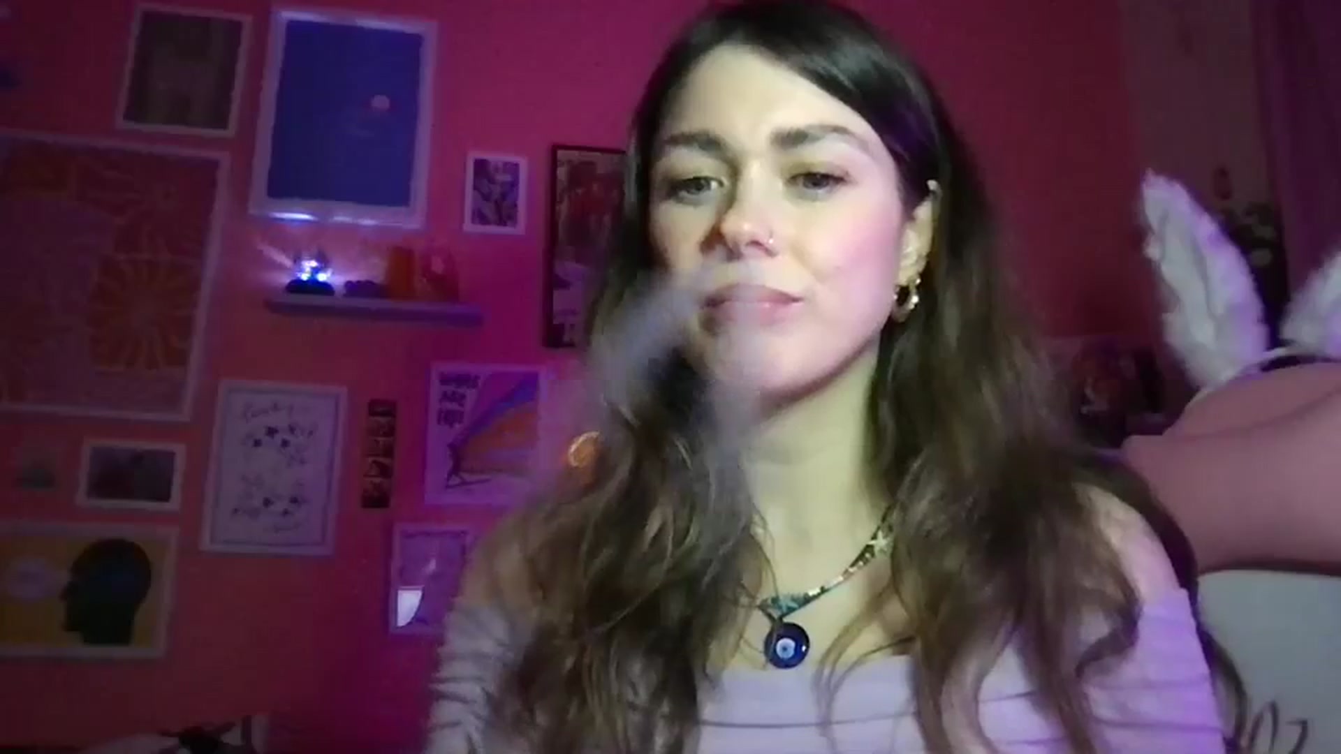 Gallery image thumbnail from Levanabanana's myfreecams stream on, 04/14/2026, 20:54 image 2 of 20