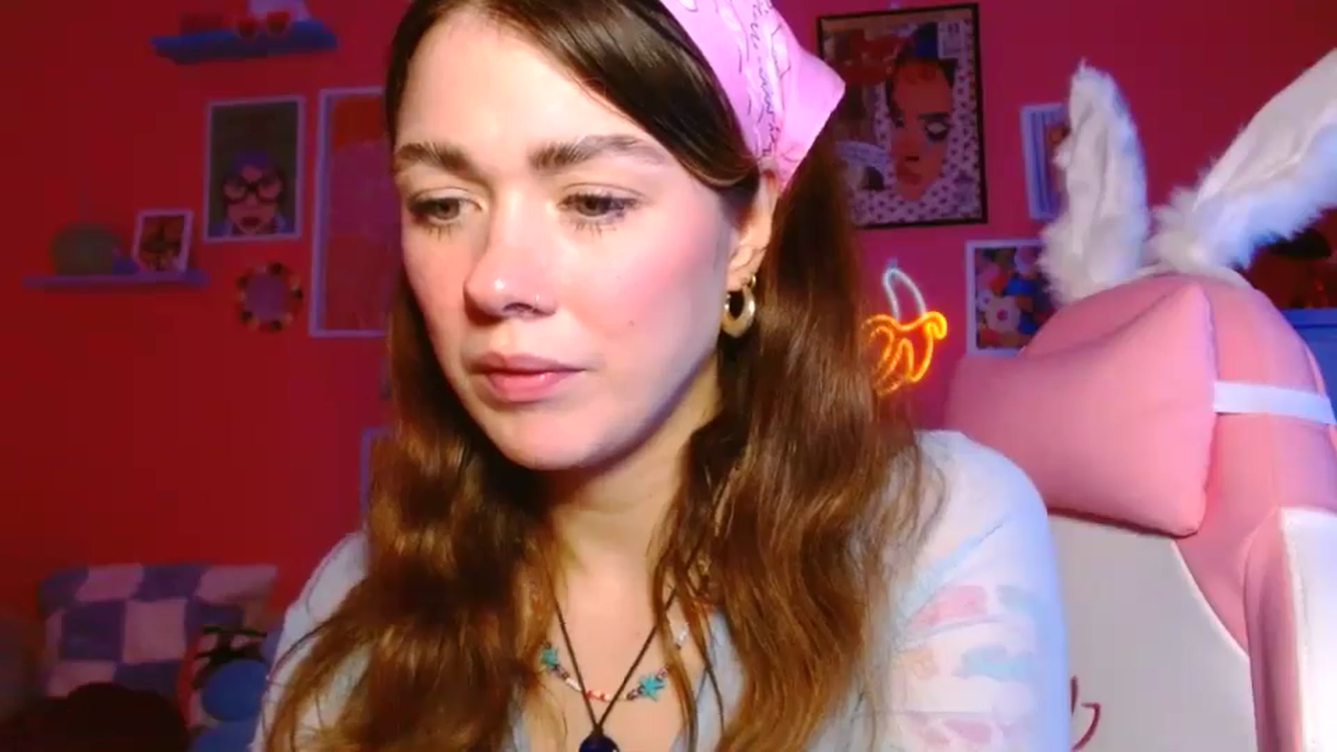 Gallery image thumbnail from Levanabanana's myfreecams stream on, 04/15/2026, 21:20 image 4 of 20