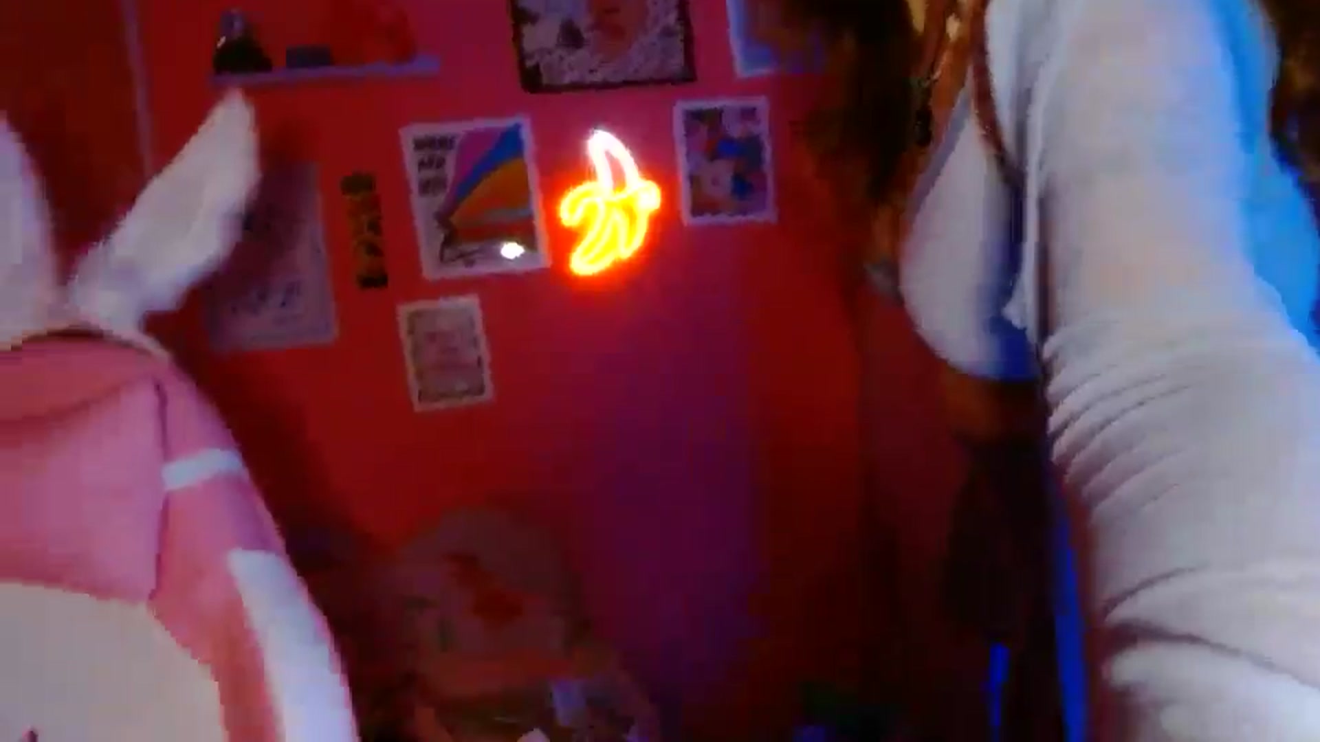 Gallery image thumbnail from Levanabanana's myfreecams stream on, 04/16/2026, 02:50 image 5 of 20