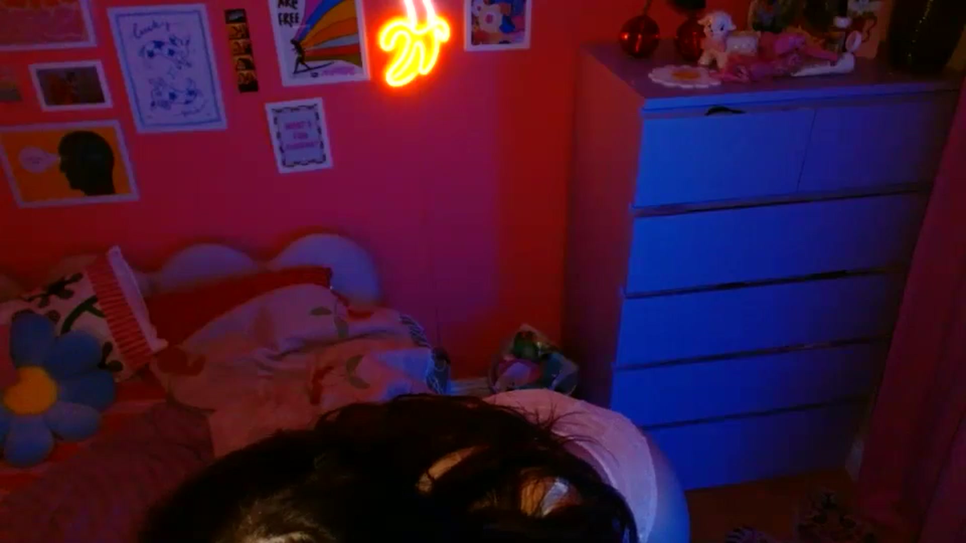 Gallery image thumbnail from Levanabanana's myfreecams stream on, 04/16/2026, 02:50 image 11 of 20