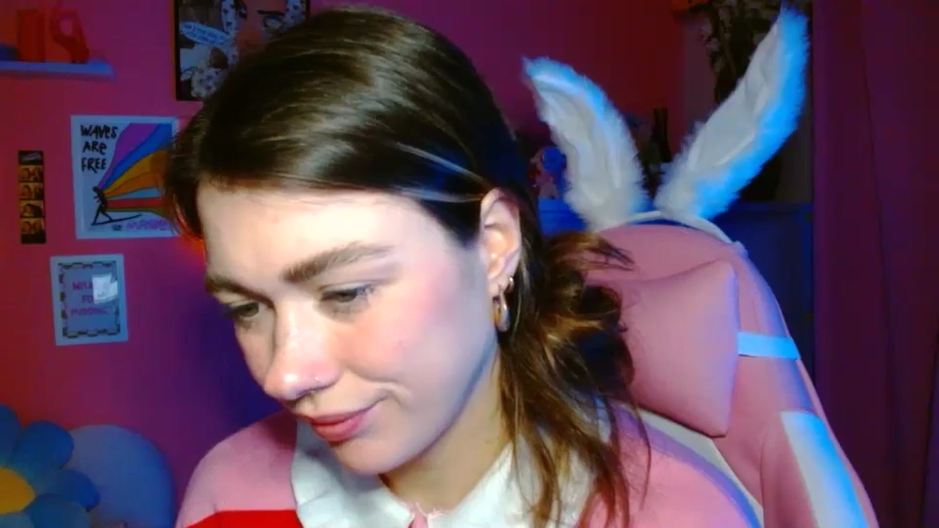Gallery image thumbnail from Levanabanana's myfreecams stream on, 04/17/2026, 20:18 image 8 of 20