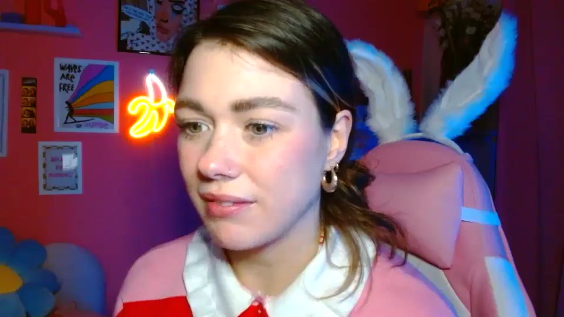 Gallery image thumbnail from Levanabanana's myfreecams stream on, 04/17/2026, 20:18 image 3 of 20