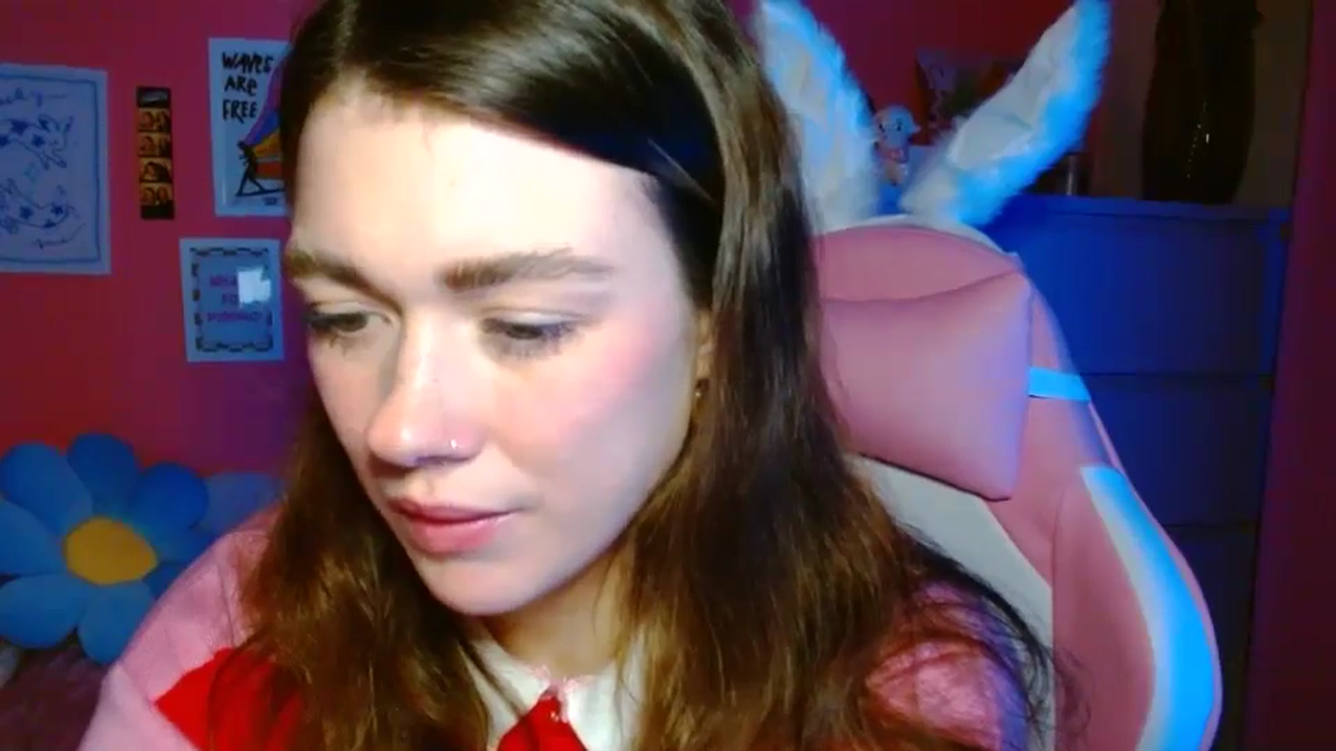 Gallery image thumbnail from Levanabanana's myfreecams stream on, 04/17/2026, 20:18 image 19 of 20