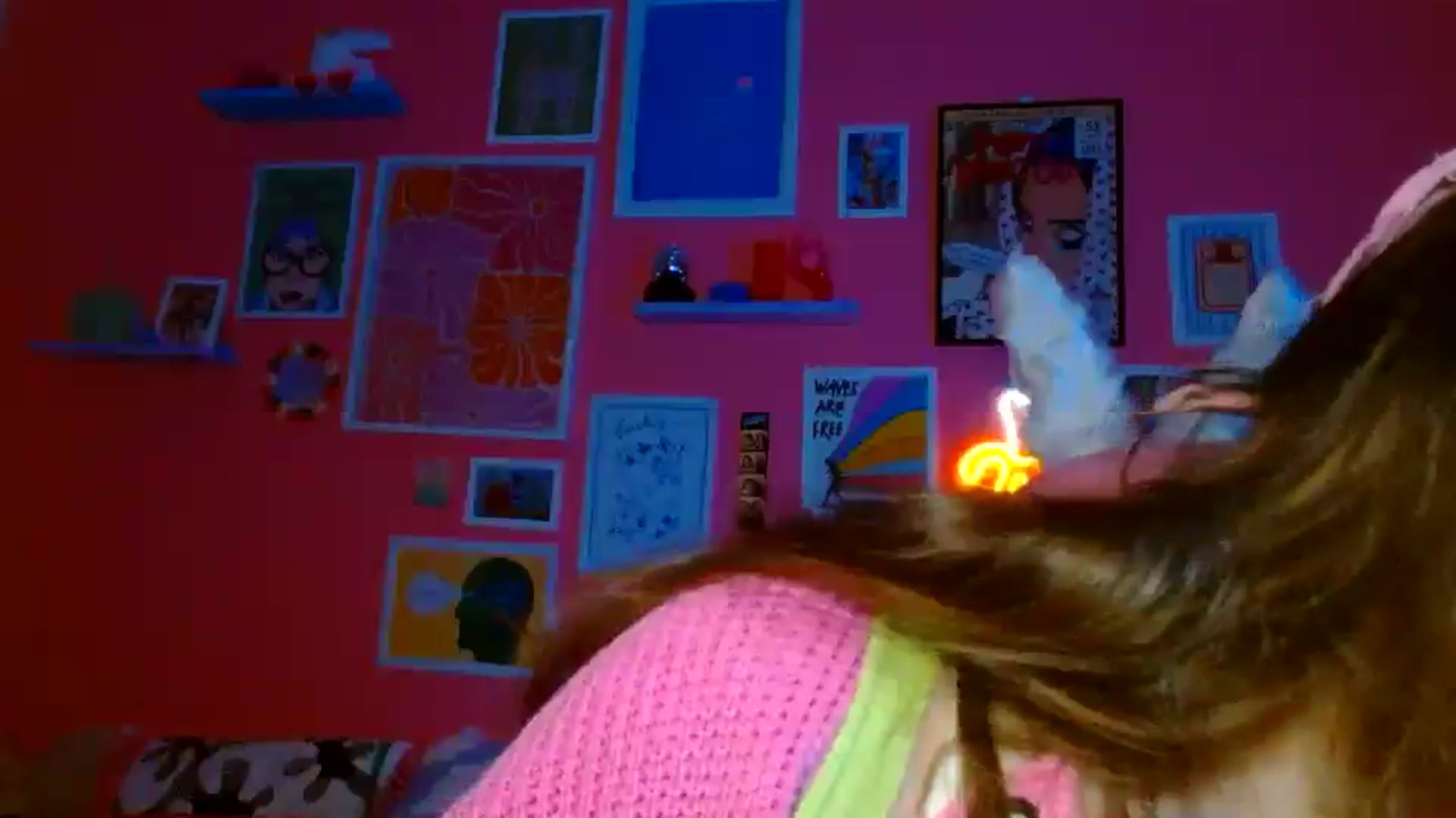 Gallery image thumbnail from Levanabanana's myfreecams stream on, 04/17/2026, 21:02 image 17 of 20
