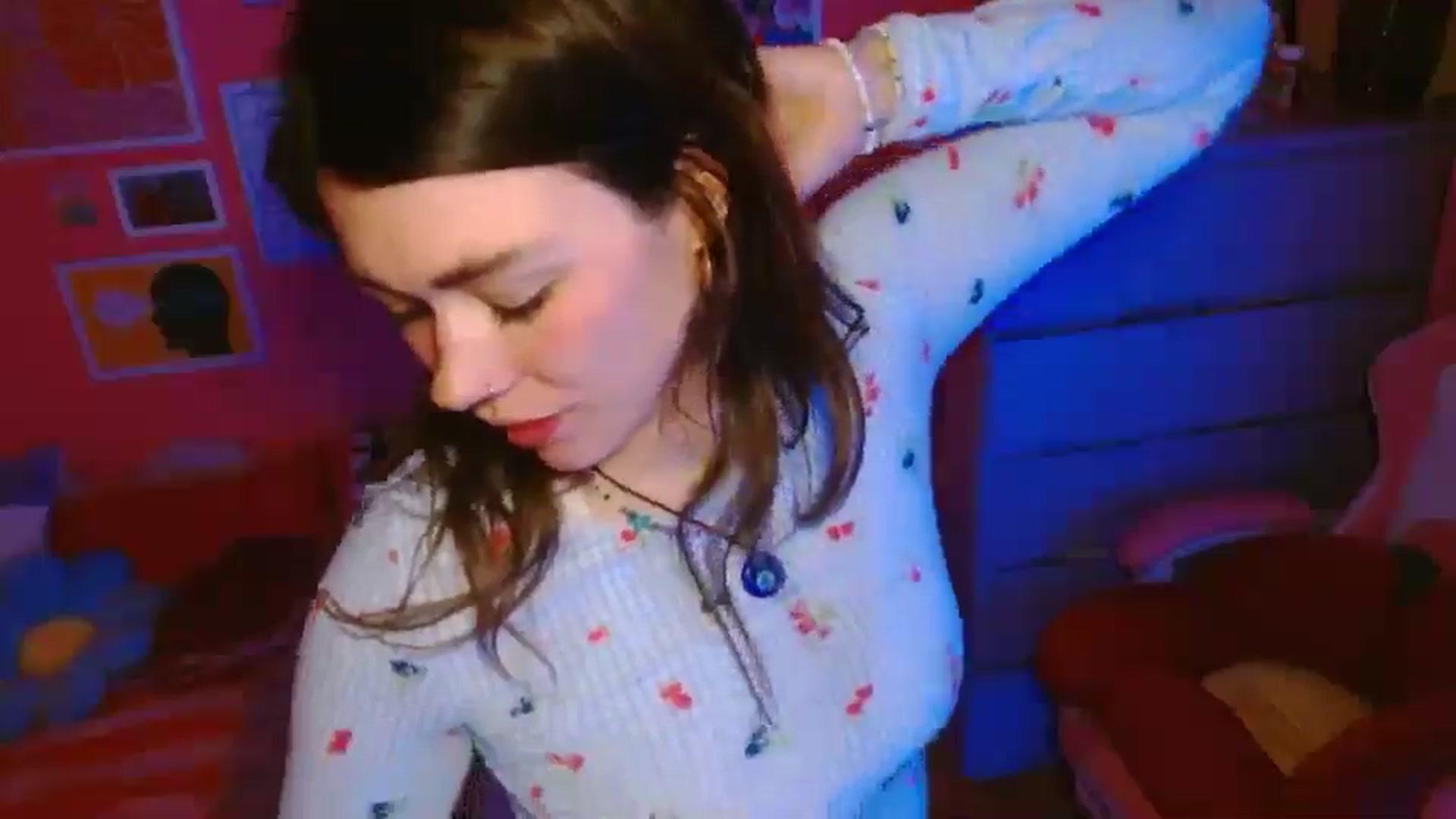 Gallery image thumbnail from Levanabanana's myfreecams stream on, 04/20/2026, 24:09 image 11 of 20