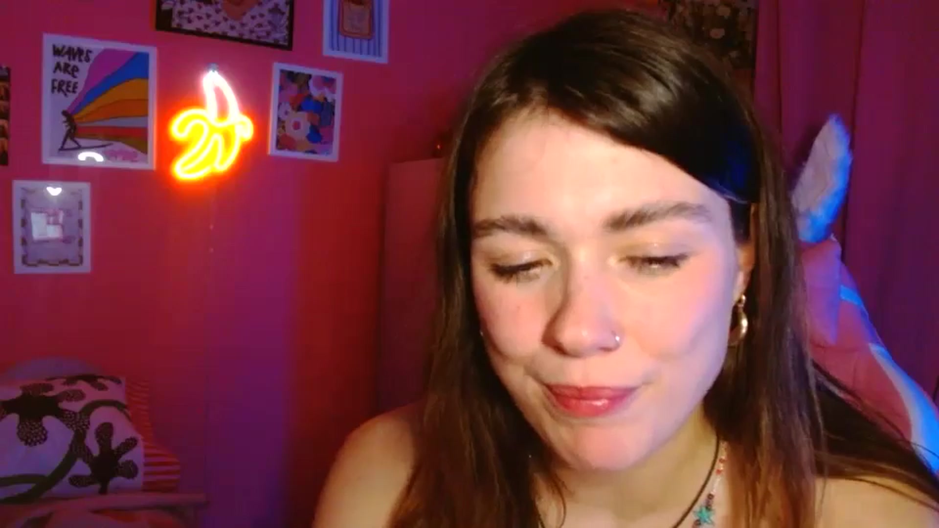Gallery image thumbnail from Levanabanana's myfreecams stream on, 04/20/2026, 02:59 image 10 of 20