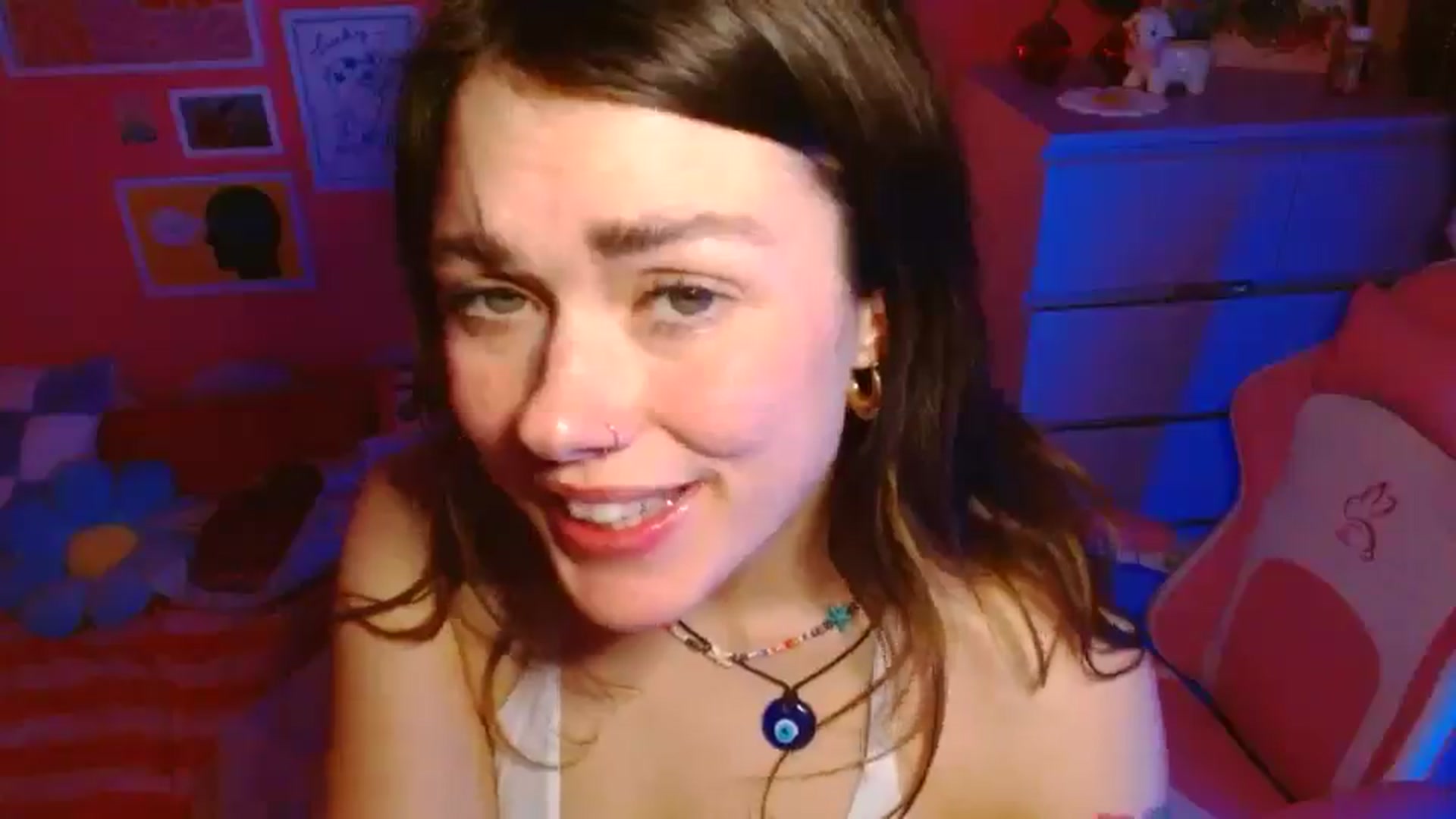 Gallery image thumbnail from Levanabanana's myfreecams stream on, 04/20/2026, 02:59 image 2 of 20