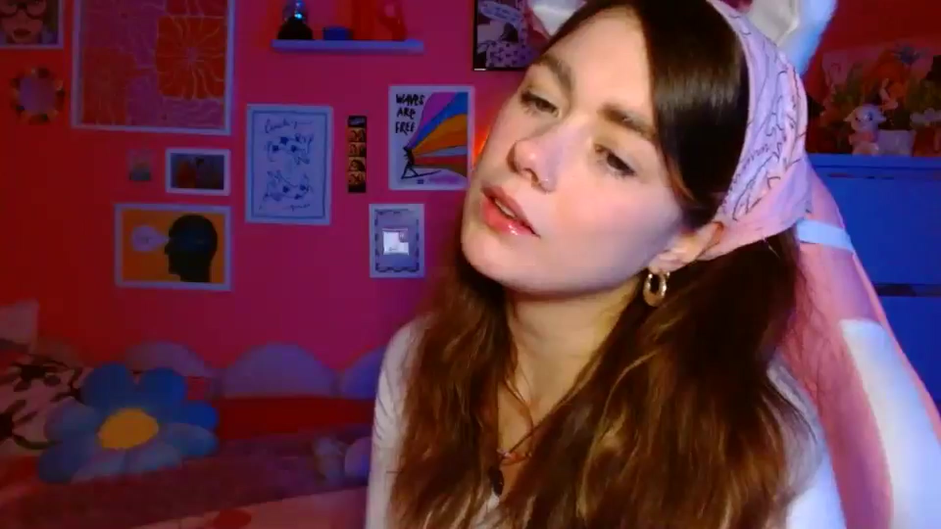 Gallery image thumbnail from Levanabanana's myfreecams stream on, 04/20/2026, 21:02 image 15 of 20