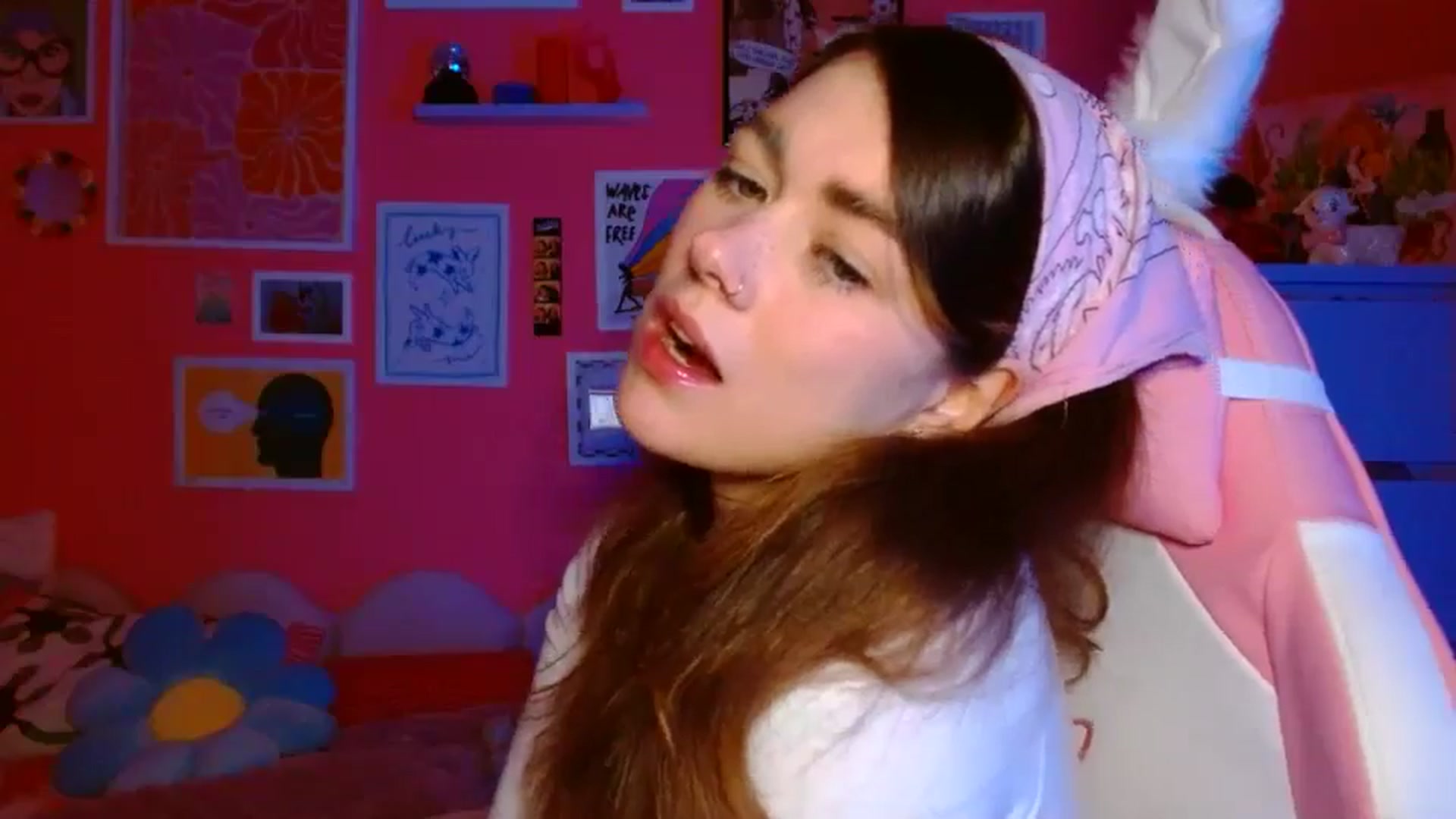 Gallery image thumbnail from Levanabanana's myfreecams stream on, 04/20/2026, 21:02 image 20 of 20