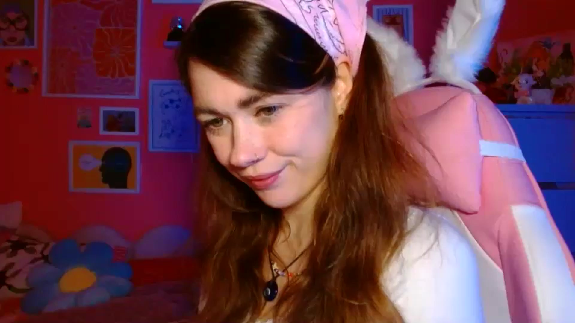 Gallery image thumbnail from Levanabanana's myfreecams stream on, 04/20/2026, 21:02 image 19 of 20