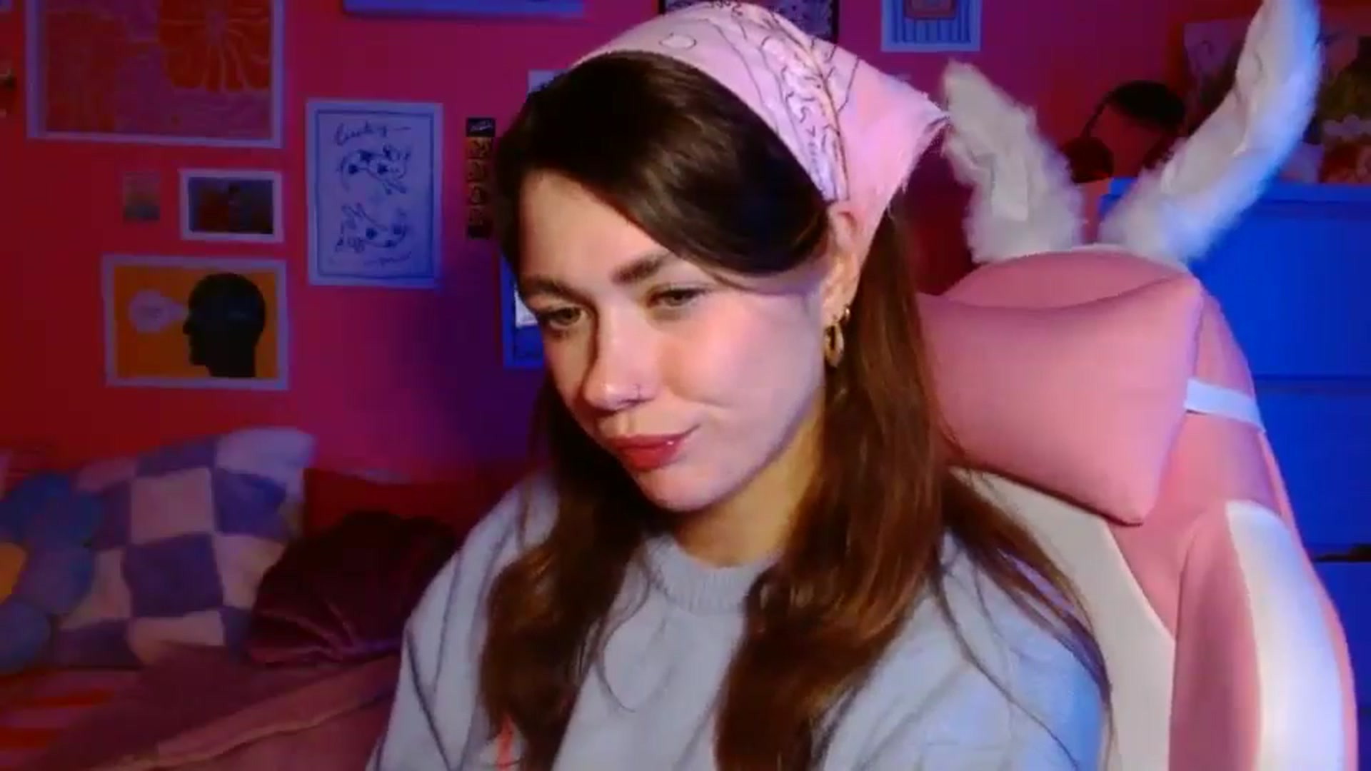 Gallery image thumbnail from Levanabanana's myfreecams stream on, 04/22/2026, 24:53 image 4 of 20