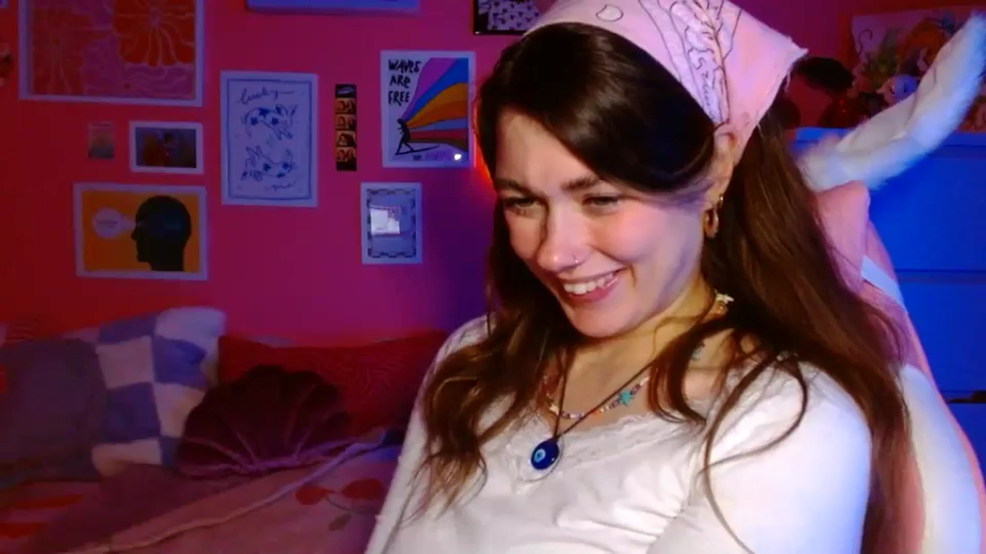 Gallery image thumbnail from Levanabanana's myfreecams stream on, 04/22/2026, 24:53 image 7 of 20
