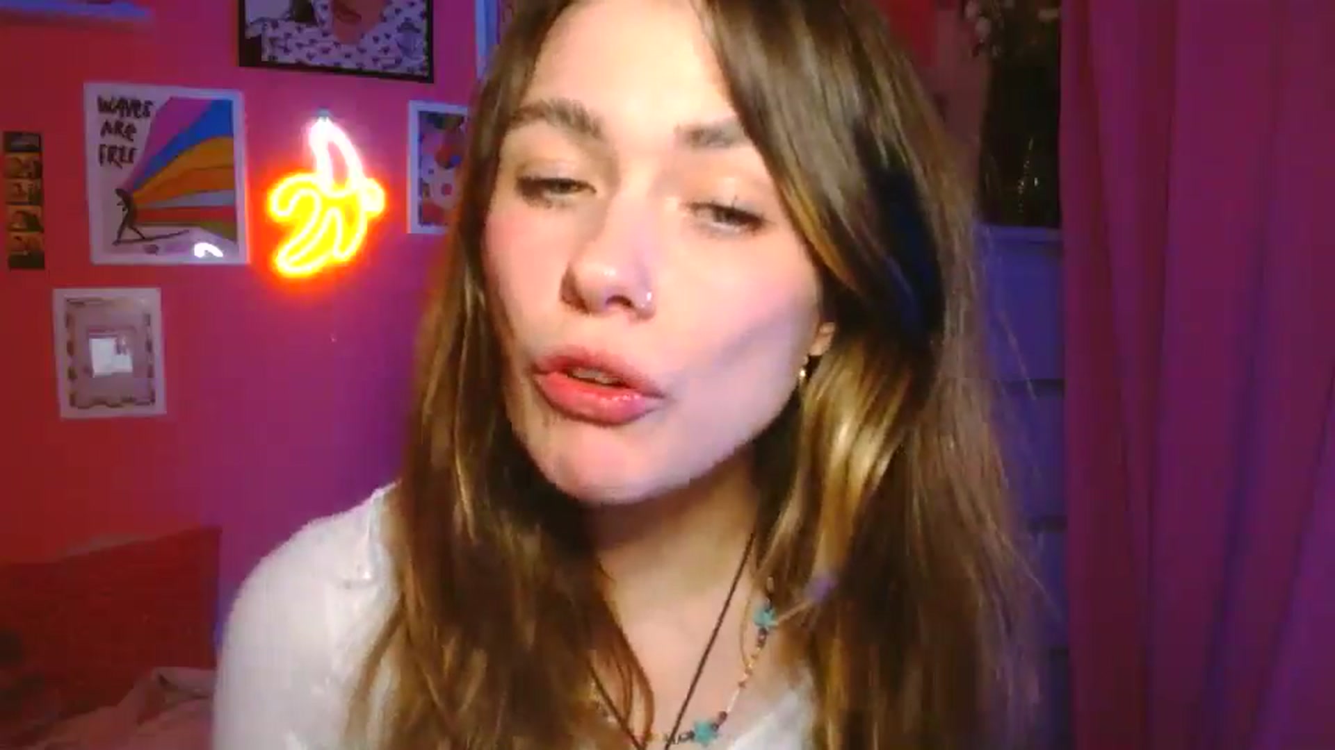Gallery image thumbnail from Levanabanana's myfreecams stream on, 04/22/2026, 24:53 image 20 of 20