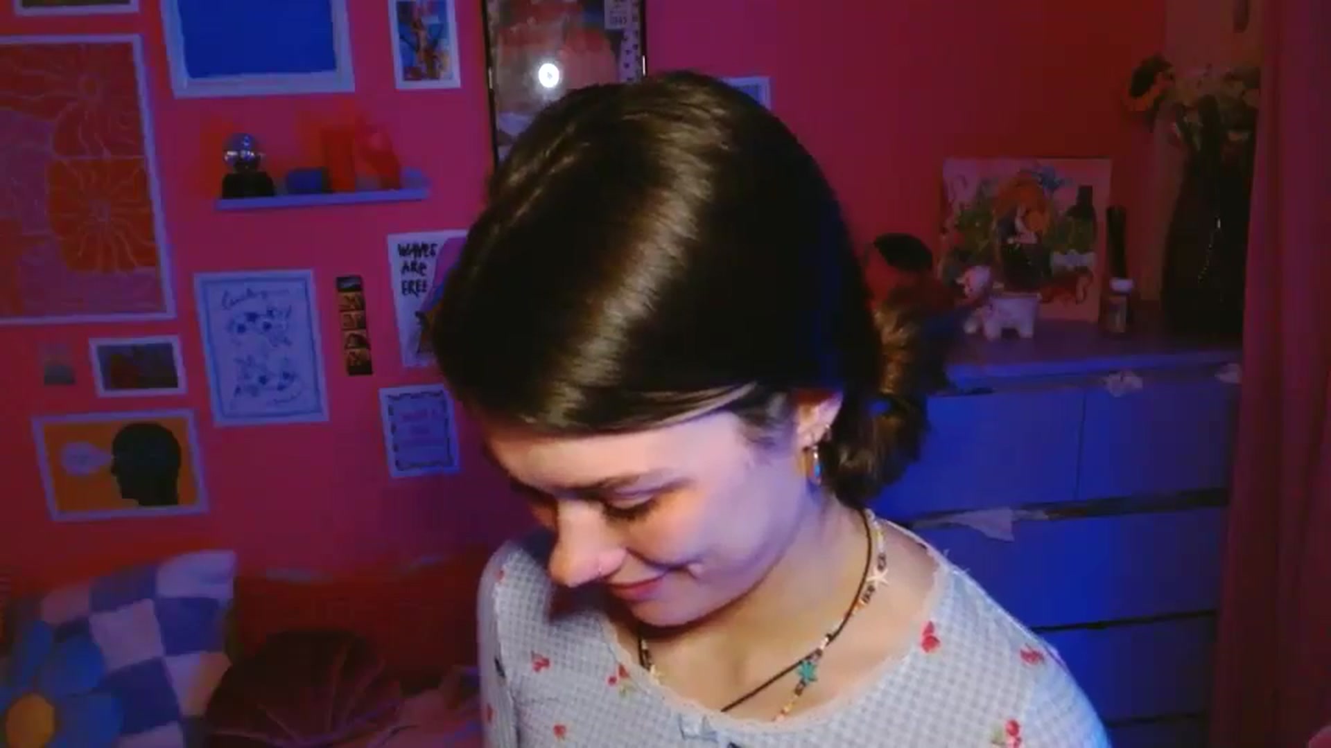 Gallery image thumbnail from Levanabanana's myfreecams stream on, 04/22/2026, 02:46 image 18 of 20