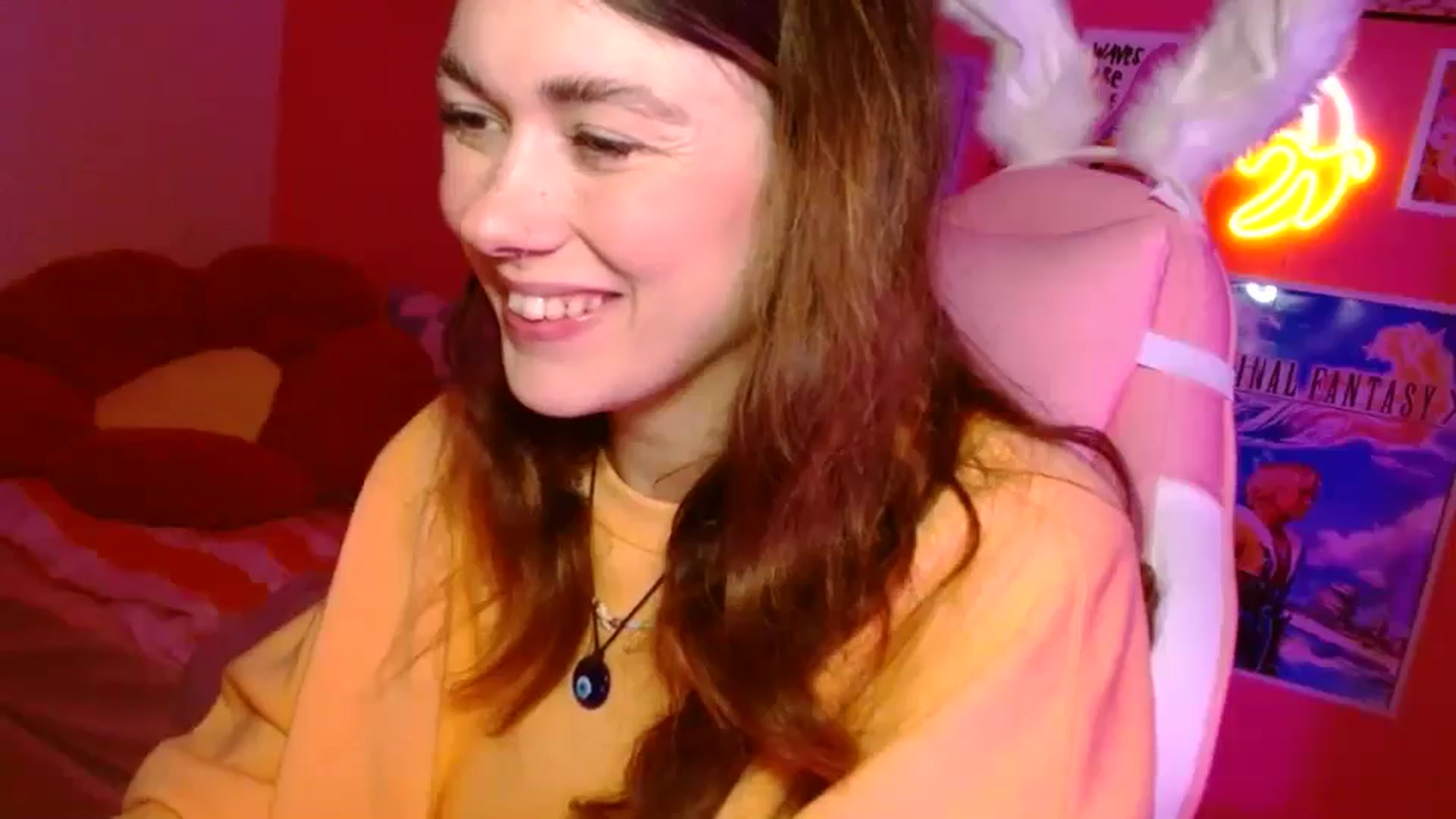Gallery image thumbnail from Levanabanana's myfreecams stream on, 04/23/2026, 21:57 image 3 of 20