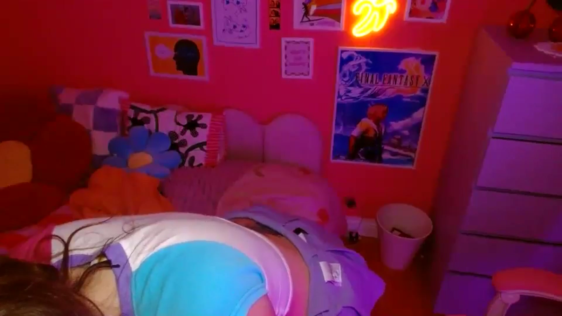 Gallery image thumbnail from Levanabanana's myfreecams stream on, 04/24/2026, 02:01 image 7 of 20